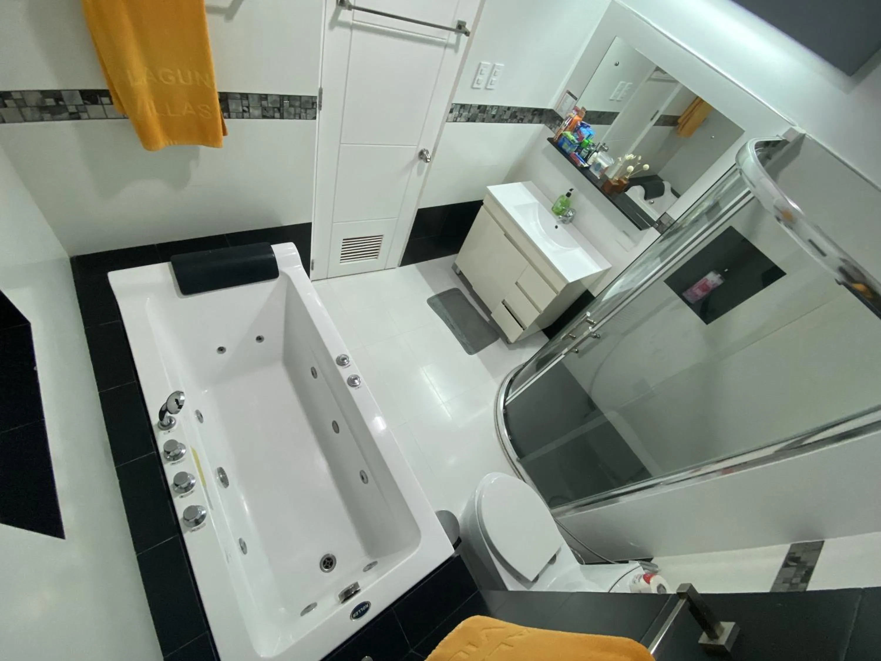 Bathroom in Lalaguna Villas Luxury Dive Resort and Spa