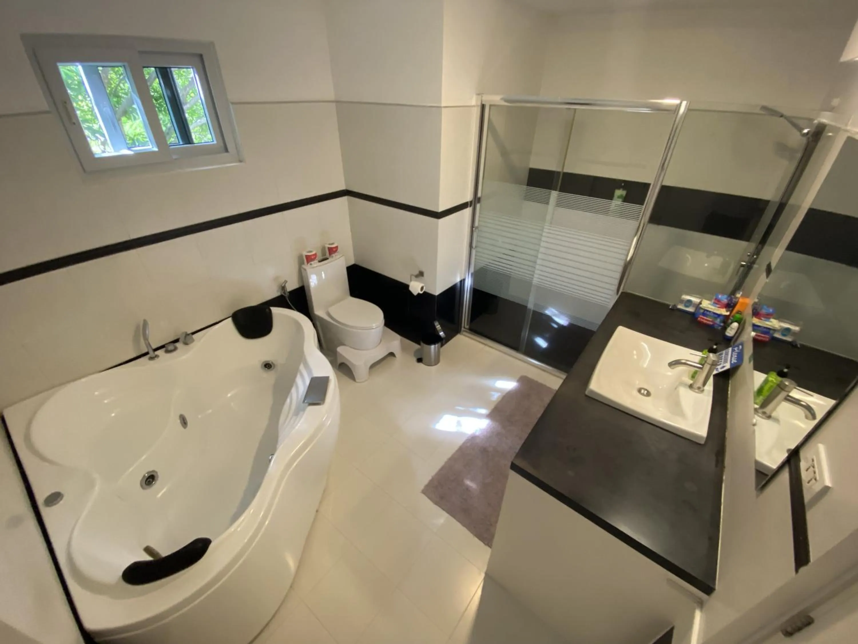 Bathroom in Lalaguna Villas Luxury Dive Resort and Spa