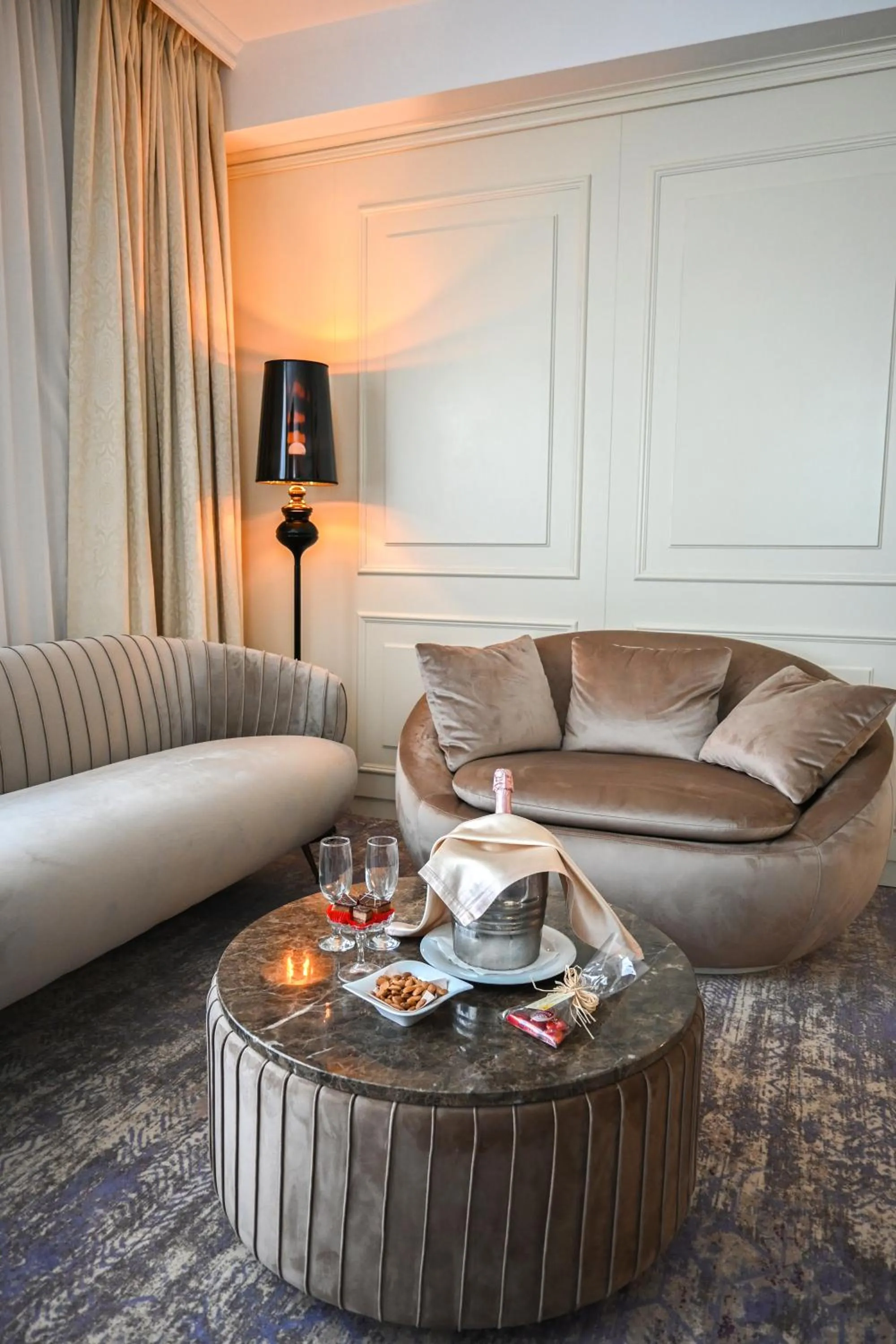 Living room in Aleksandar Palace Hotel Congress Center & SPA