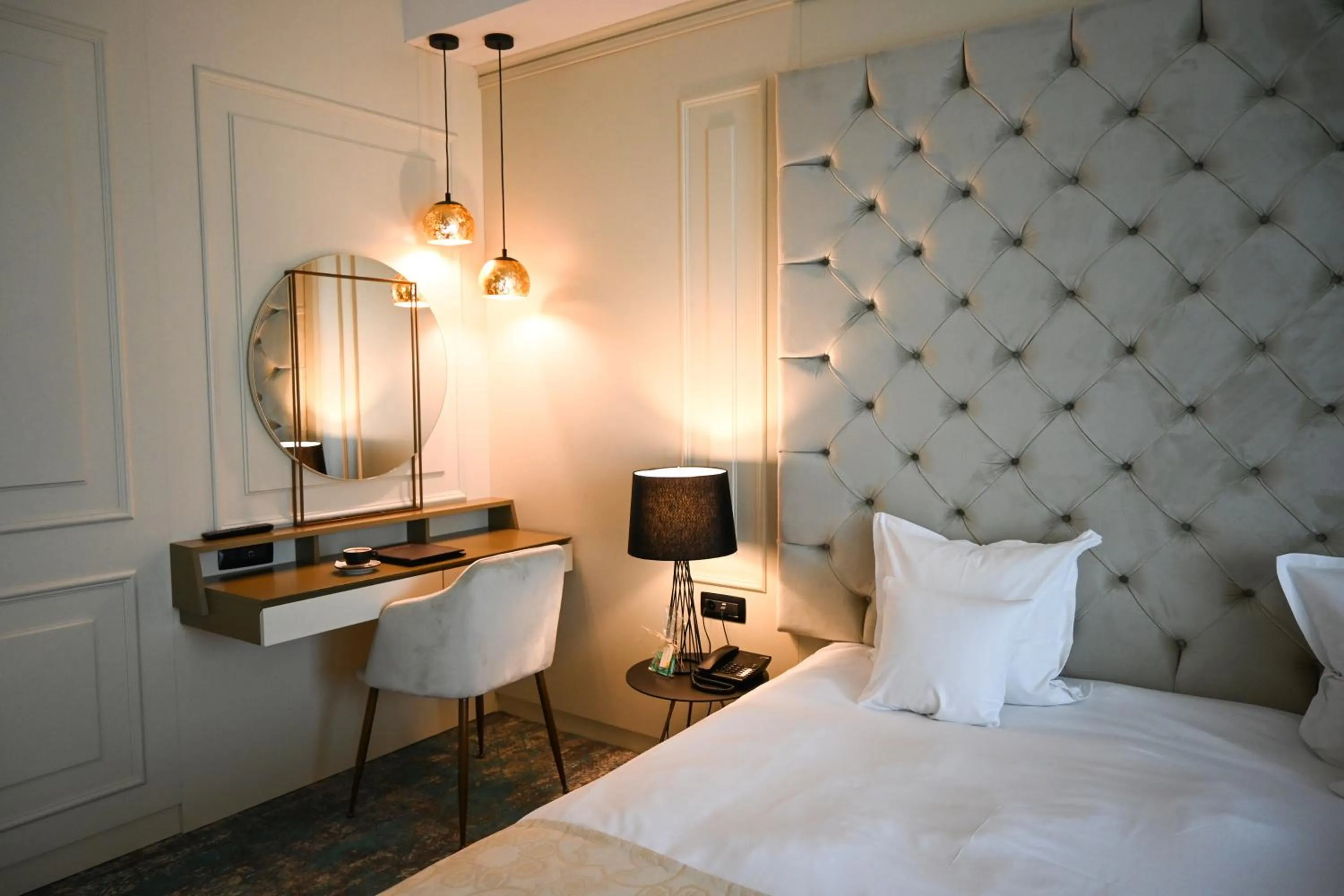 Bed in Aleksandar Palace Hotel Congress Center & SPA