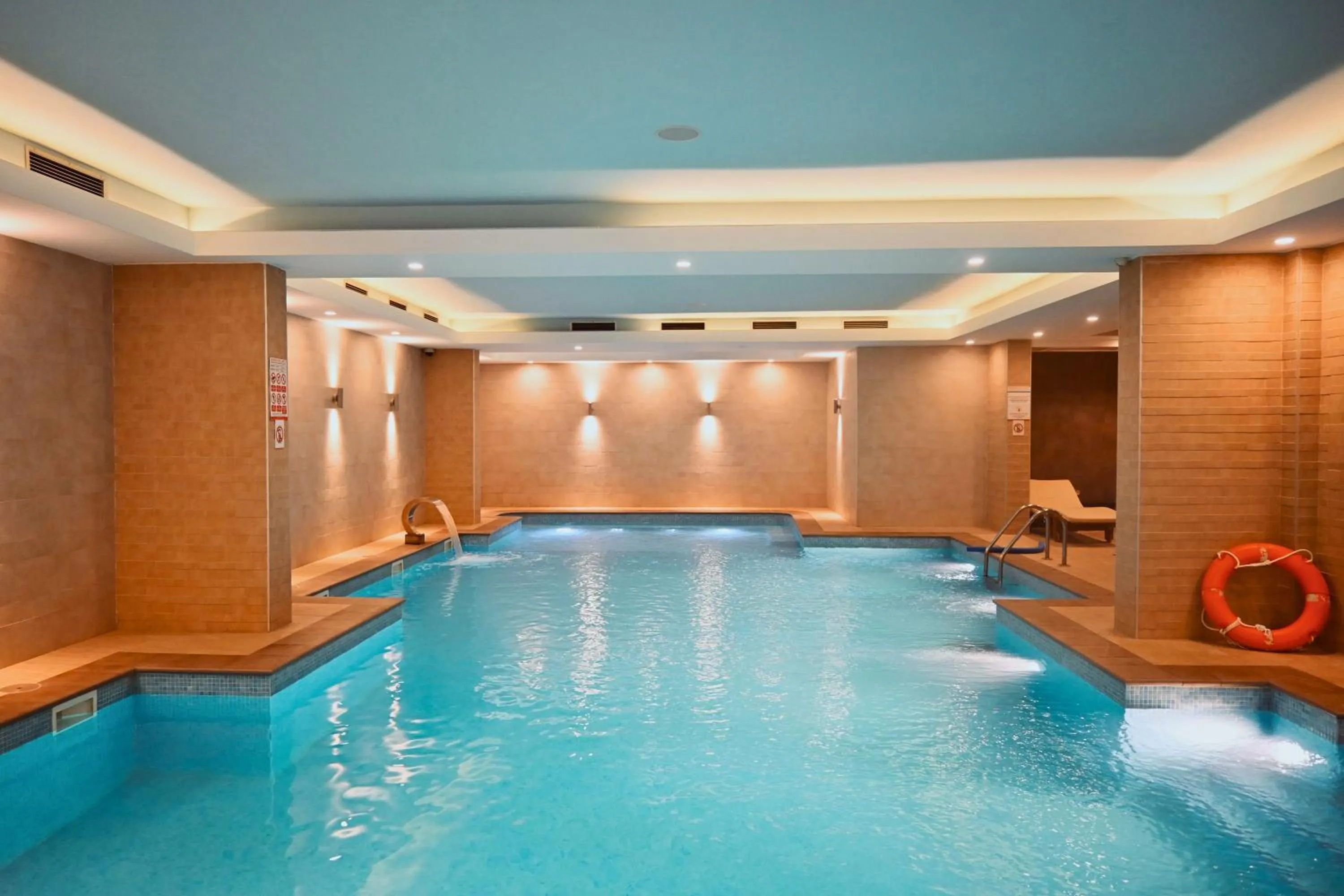 Swimming pool in Aleksandar Palace Hotel Congress Center & SPA