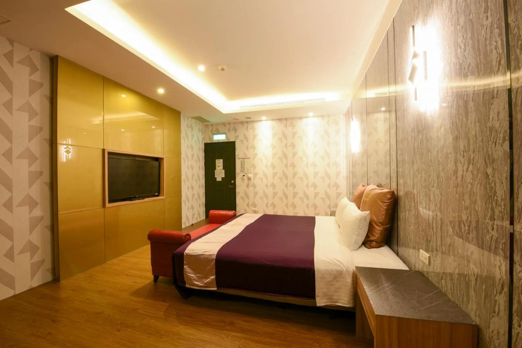 Bed in Belle Song Motel