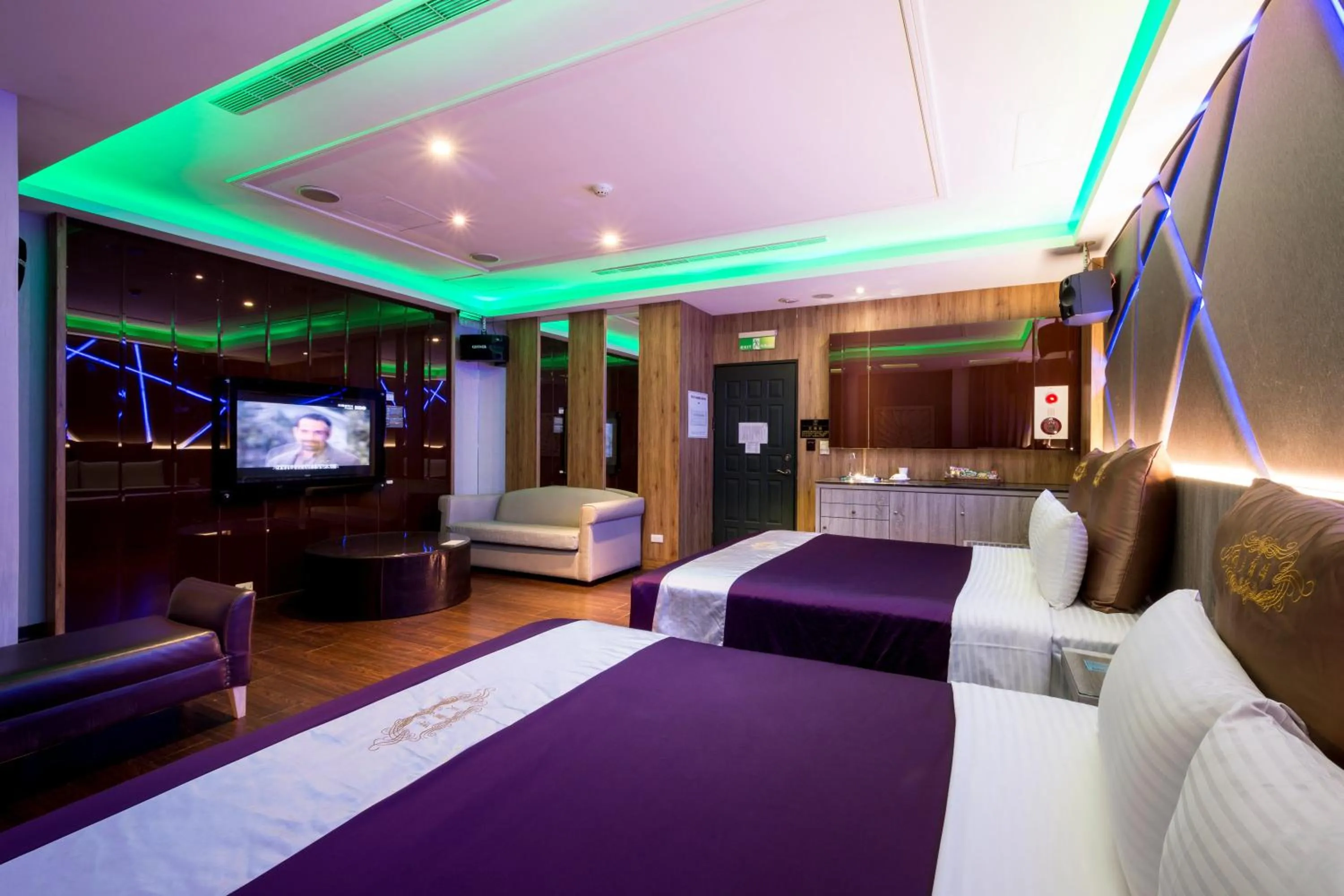 Bed in Belle Song Motel