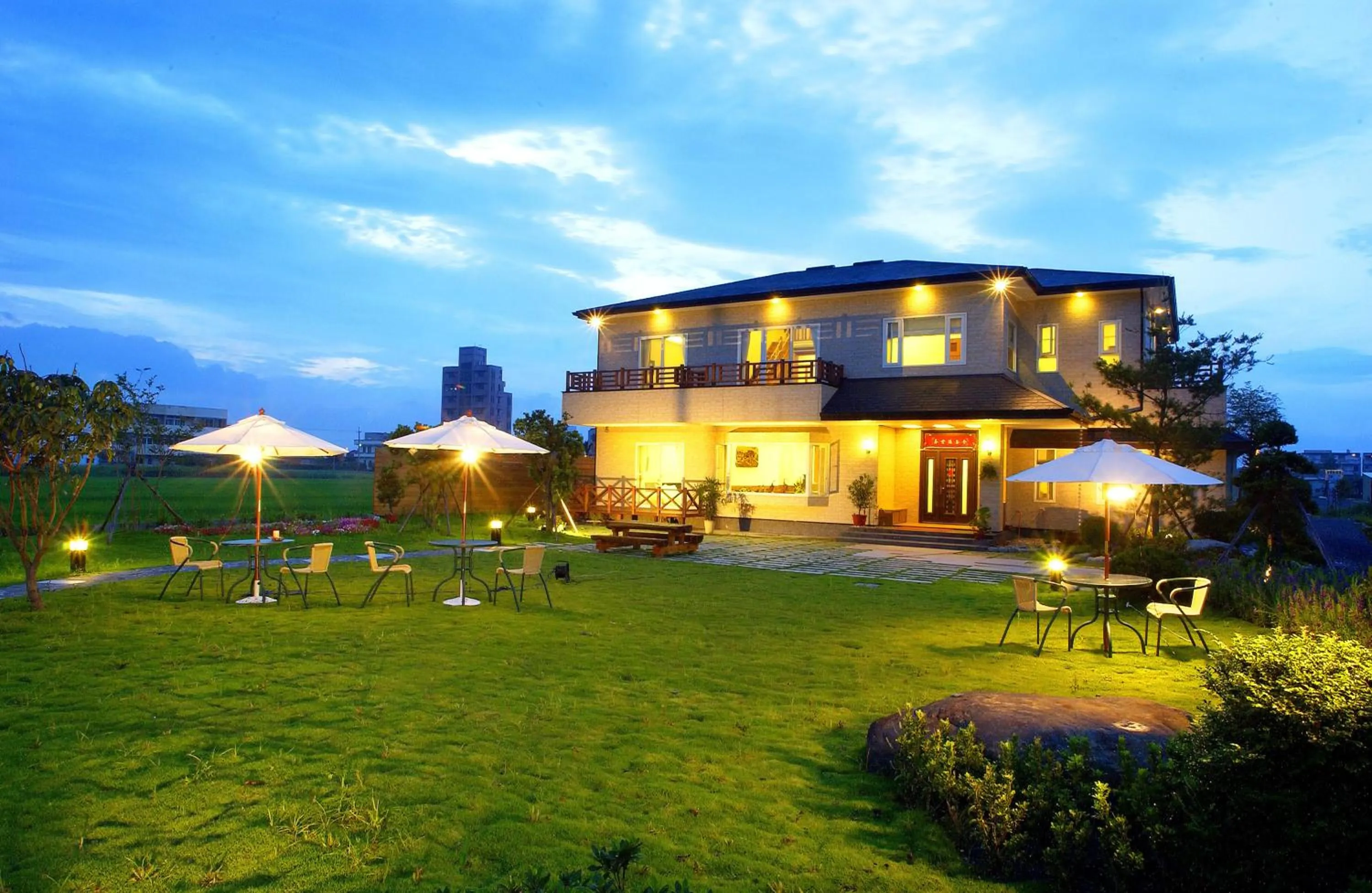 Property building in Spring Villa