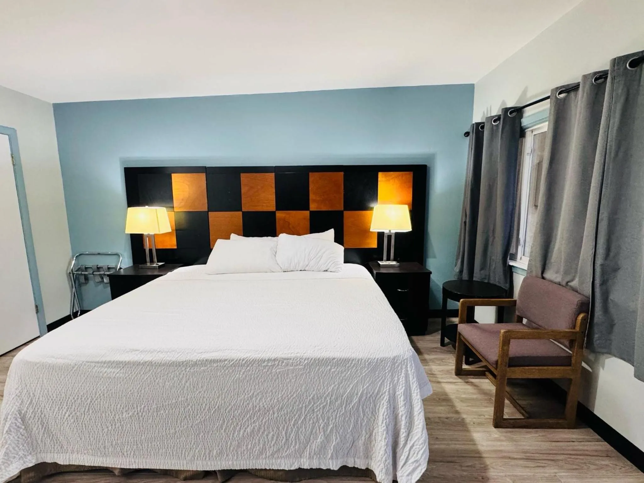 Single Room in Bryce Park inn