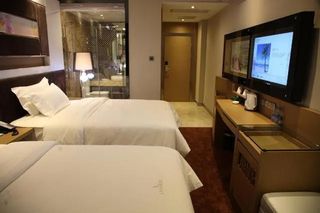Photo of the whole room, Bed in Lavande Hotel Zhanjiang Guomao