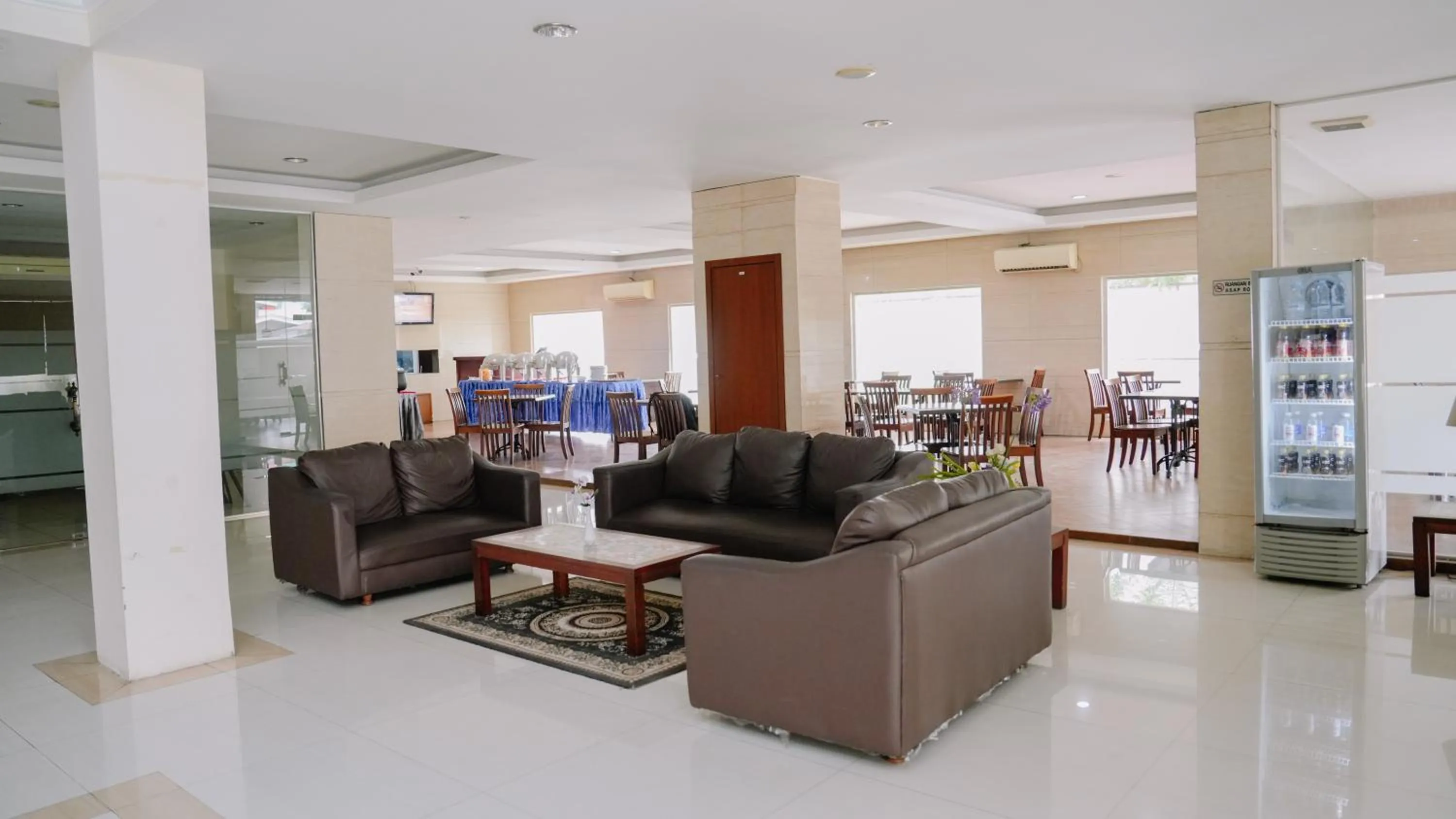 Seating area in Sulthan Hotel Medan Powered by Archipelago