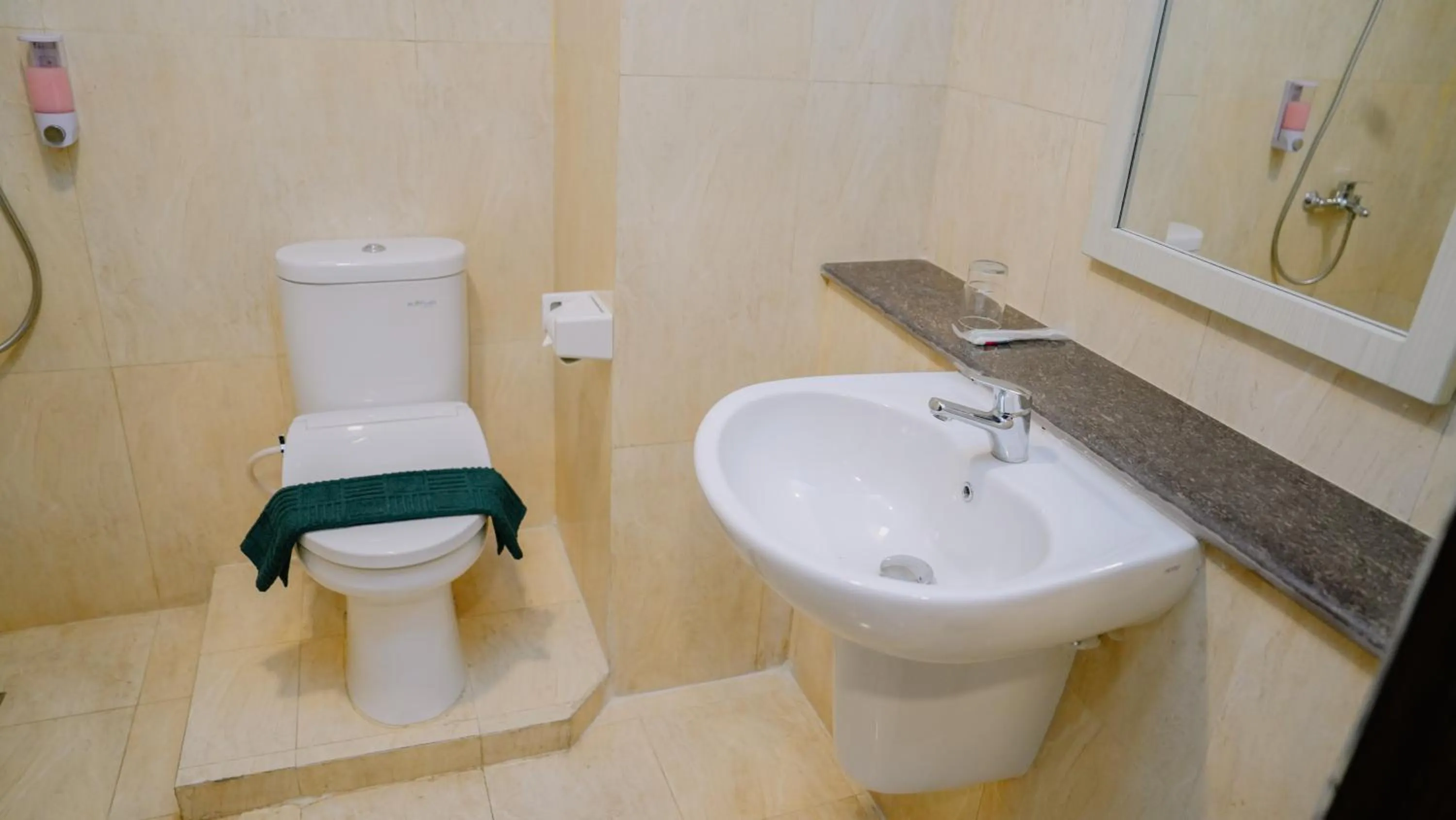 Bathroom in Sulthan Hotel Medan Powered by Archipelago