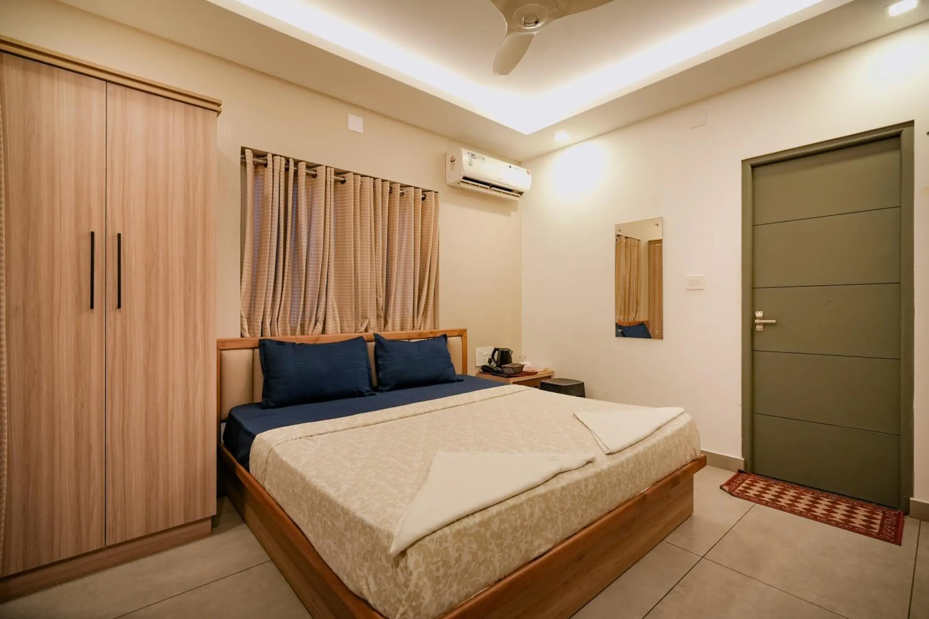 Deluxe Double Room with Side Sea View - single occupancy in The Sea by Club Travalet Deluxe Double Room with Side Sea View - single occupancy in The Sea by Club Travalet