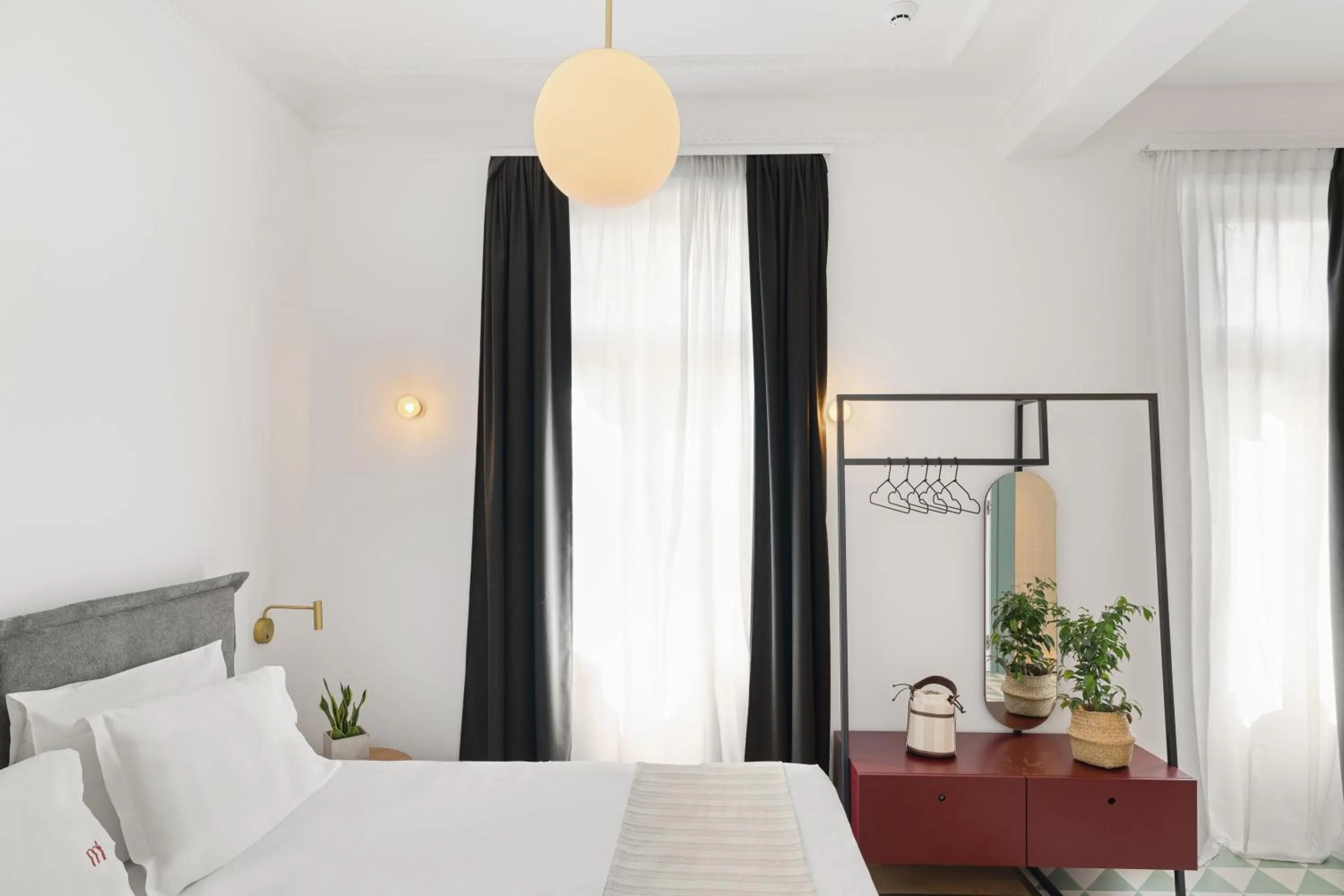 Bed in Morus Acropolis Boutique Hotel