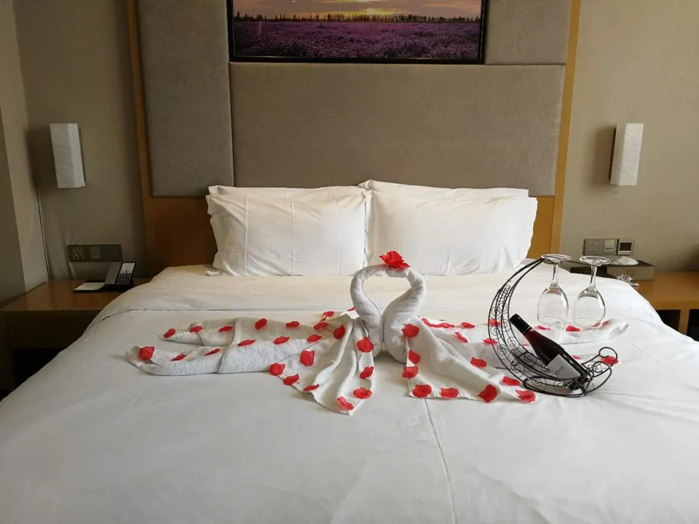 Decorative detail, Bed in Lavande Hotel Shantou Chenghai Branch