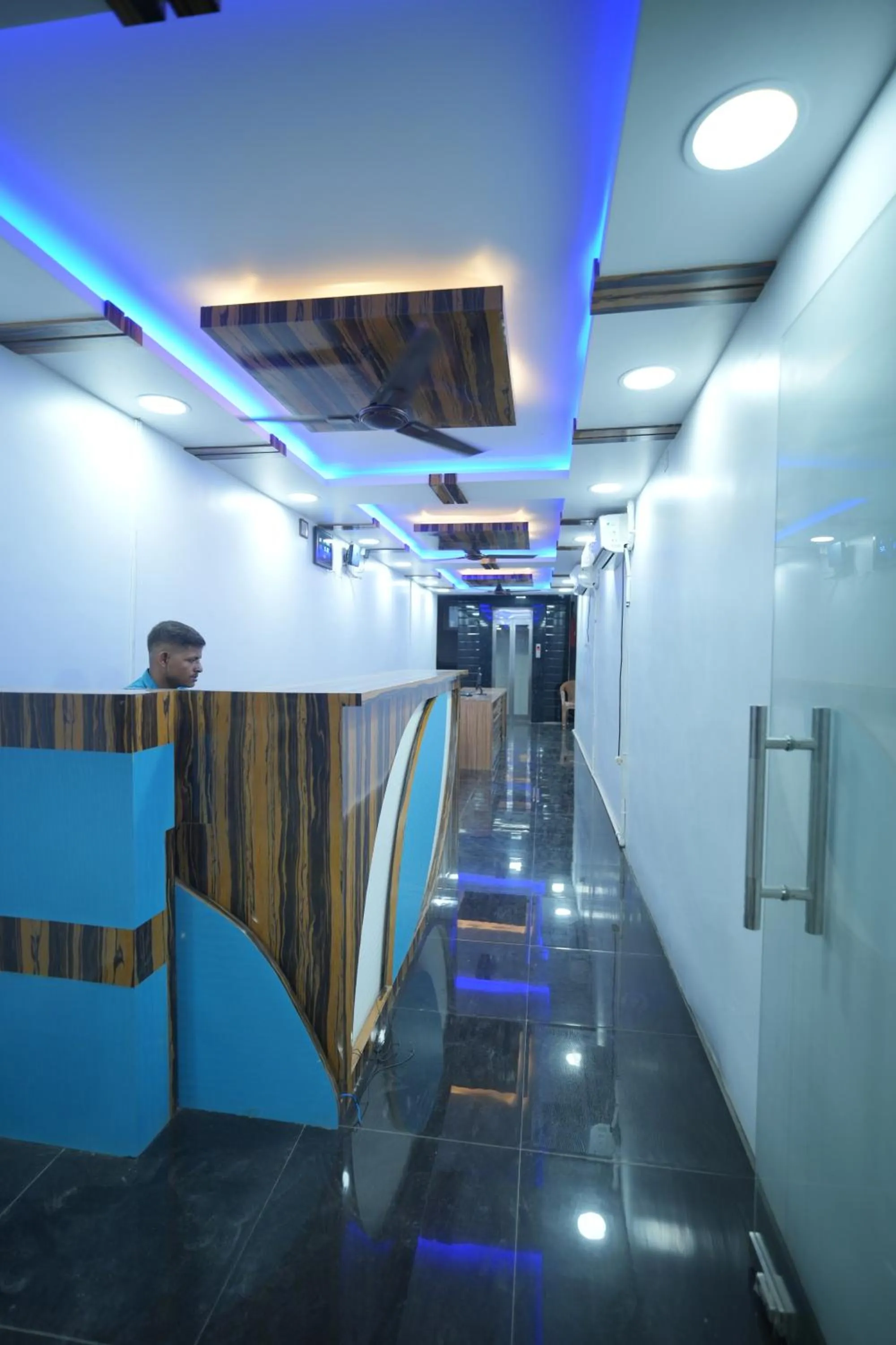 Lobby or reception in Hotel Mirka Plaza