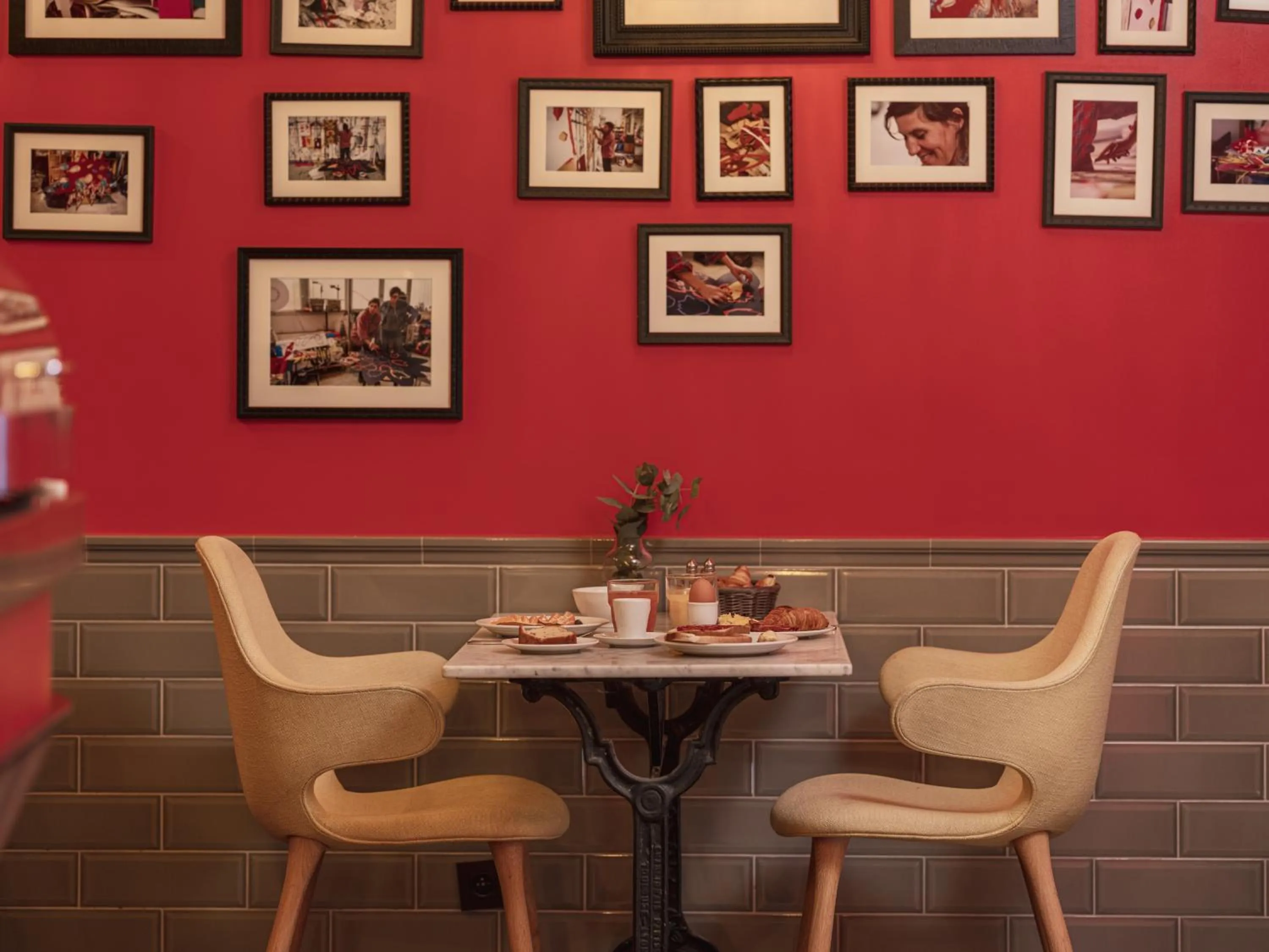 Breakfast in Hôtel Exquis