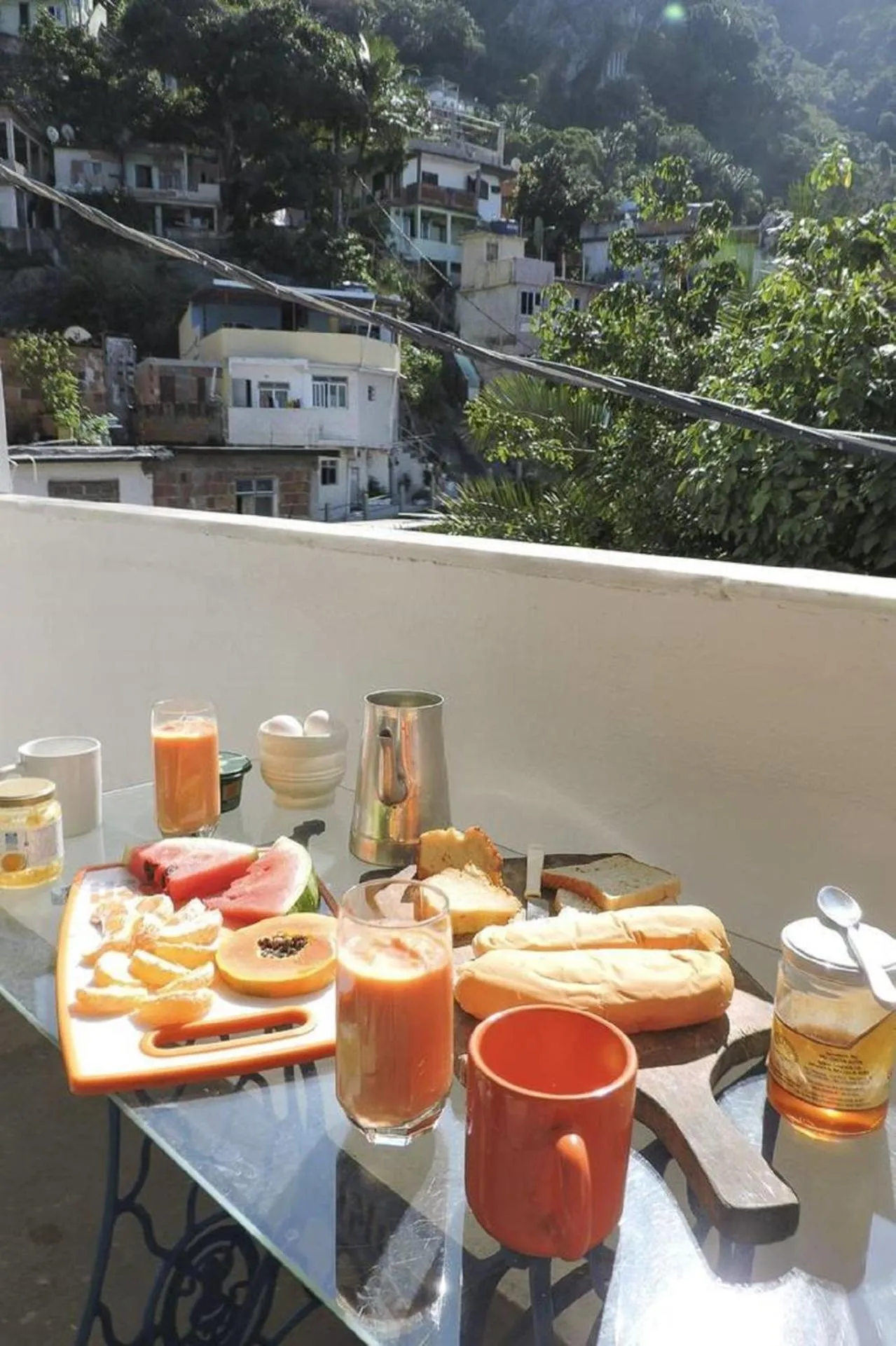 Breakfast in Natural Do Rio Guesthouse