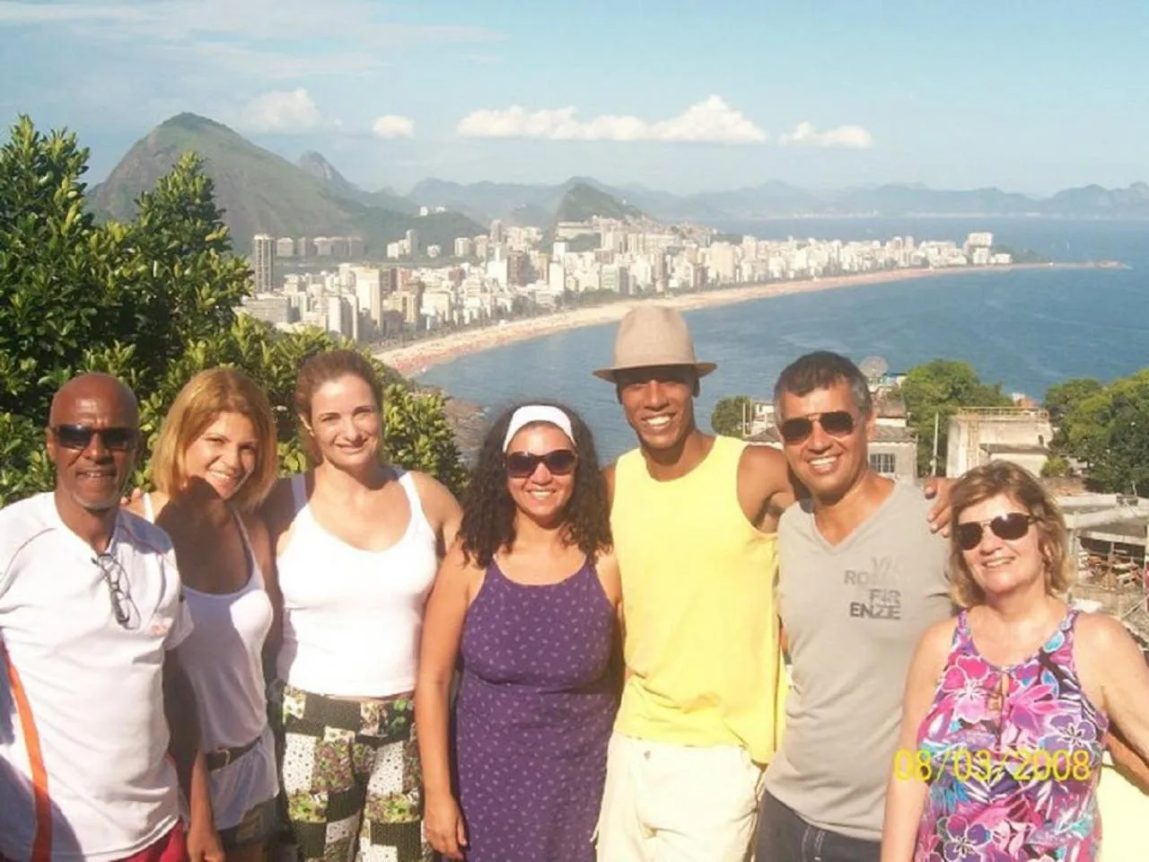 group of guests in Natural Do Rio Guesthouse