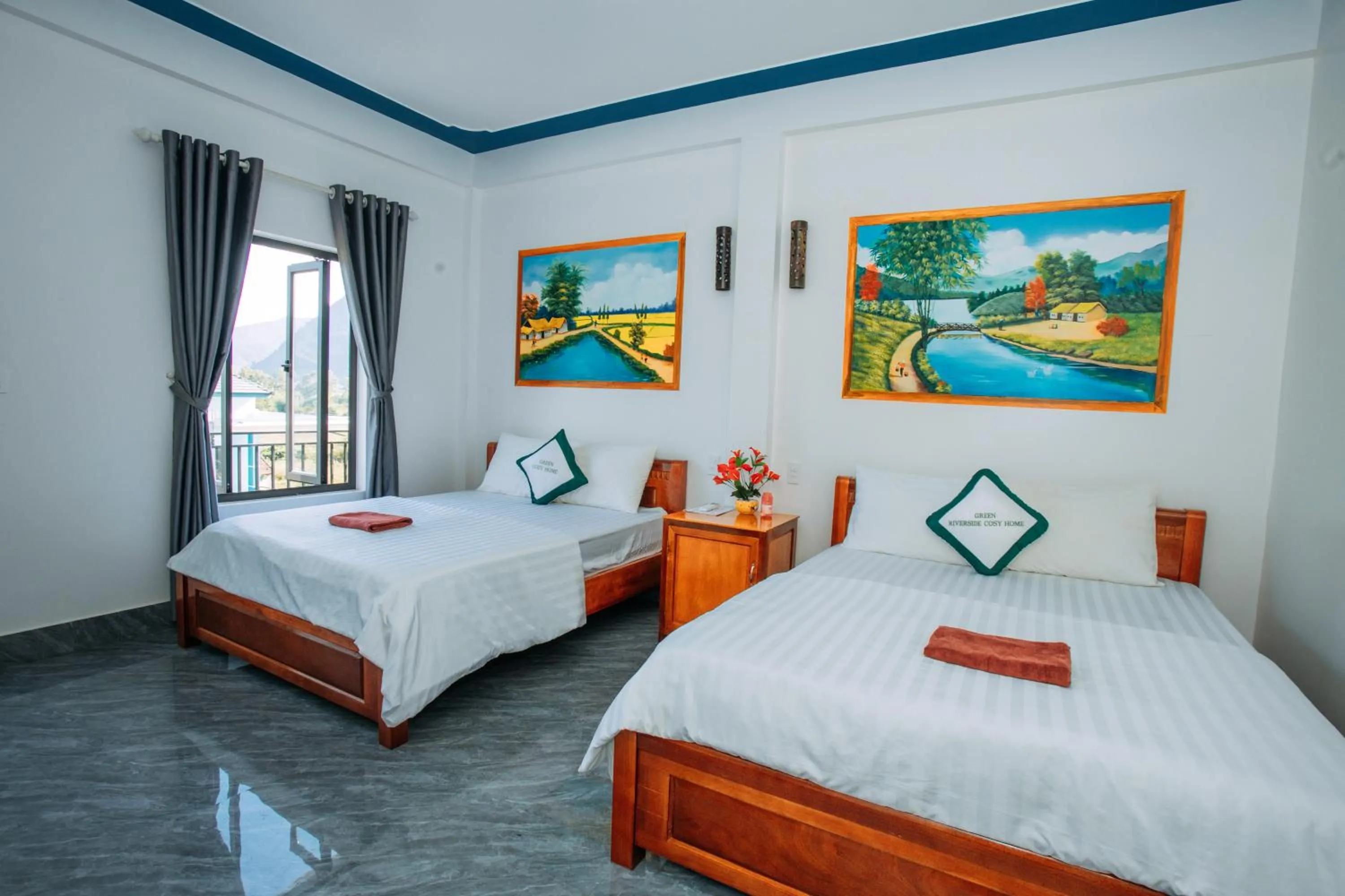 Bed in Green Riverside Cosy Home