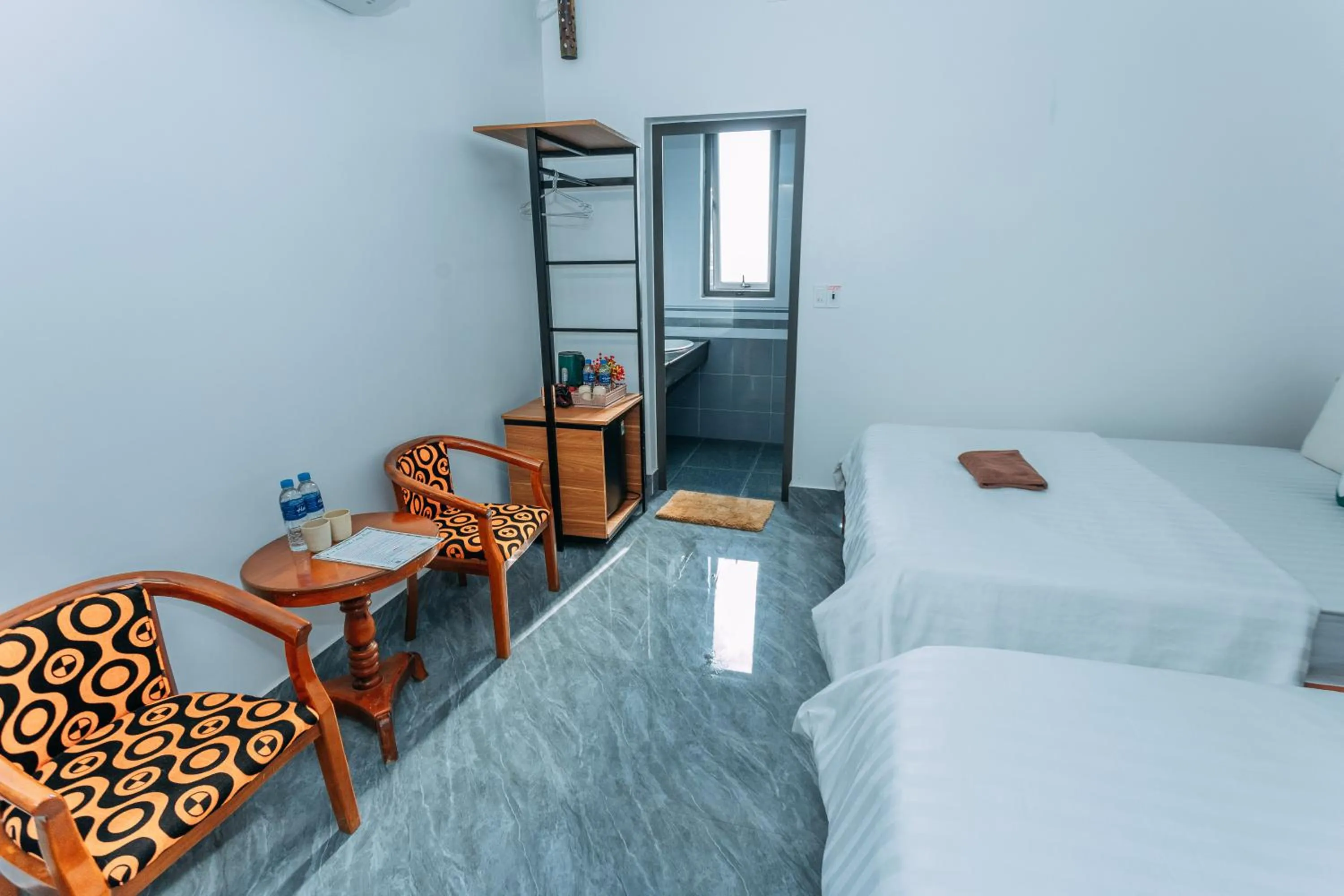 Bed in Green Riverside Cosy Home