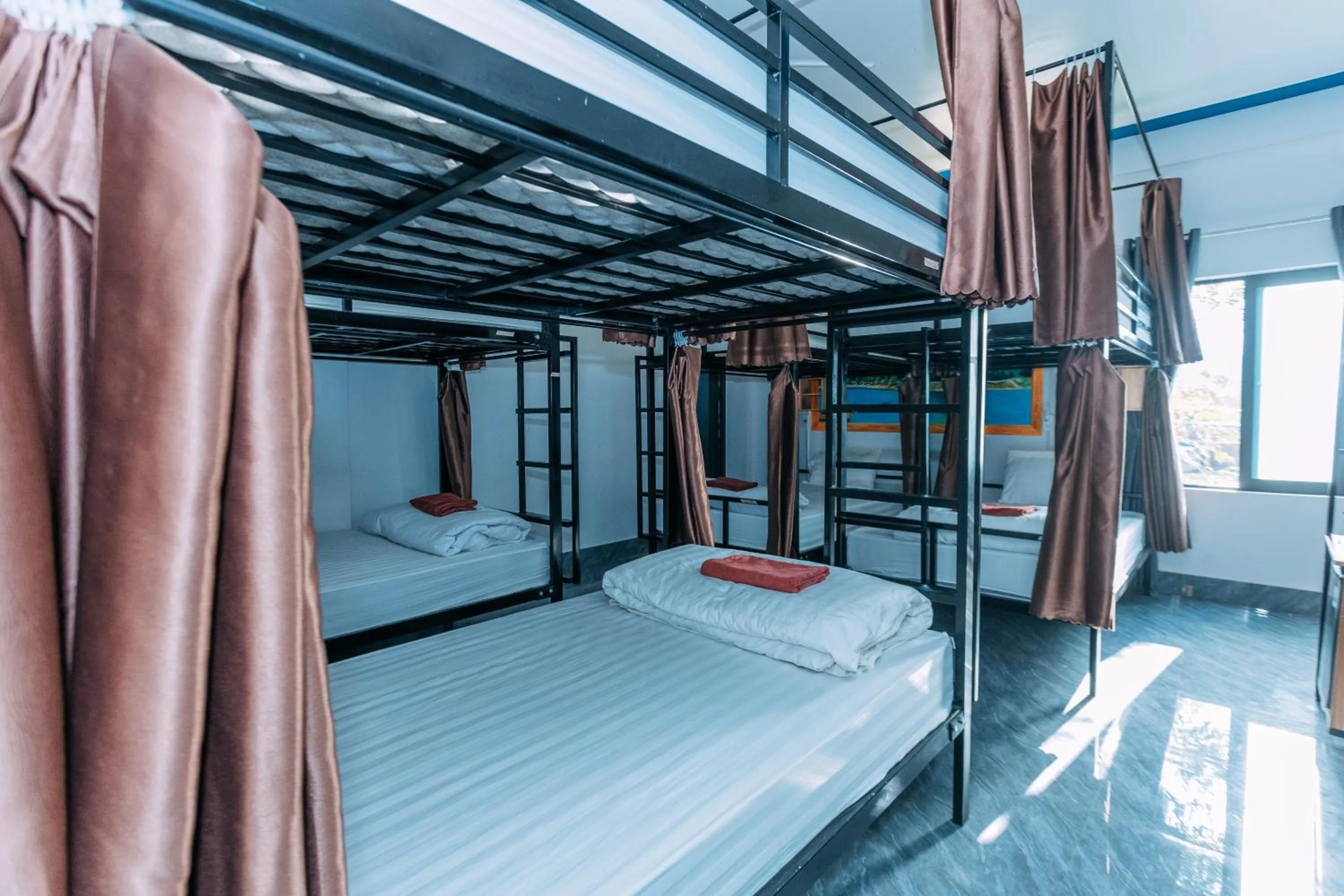 Bed in Green Riverside Cosy Home