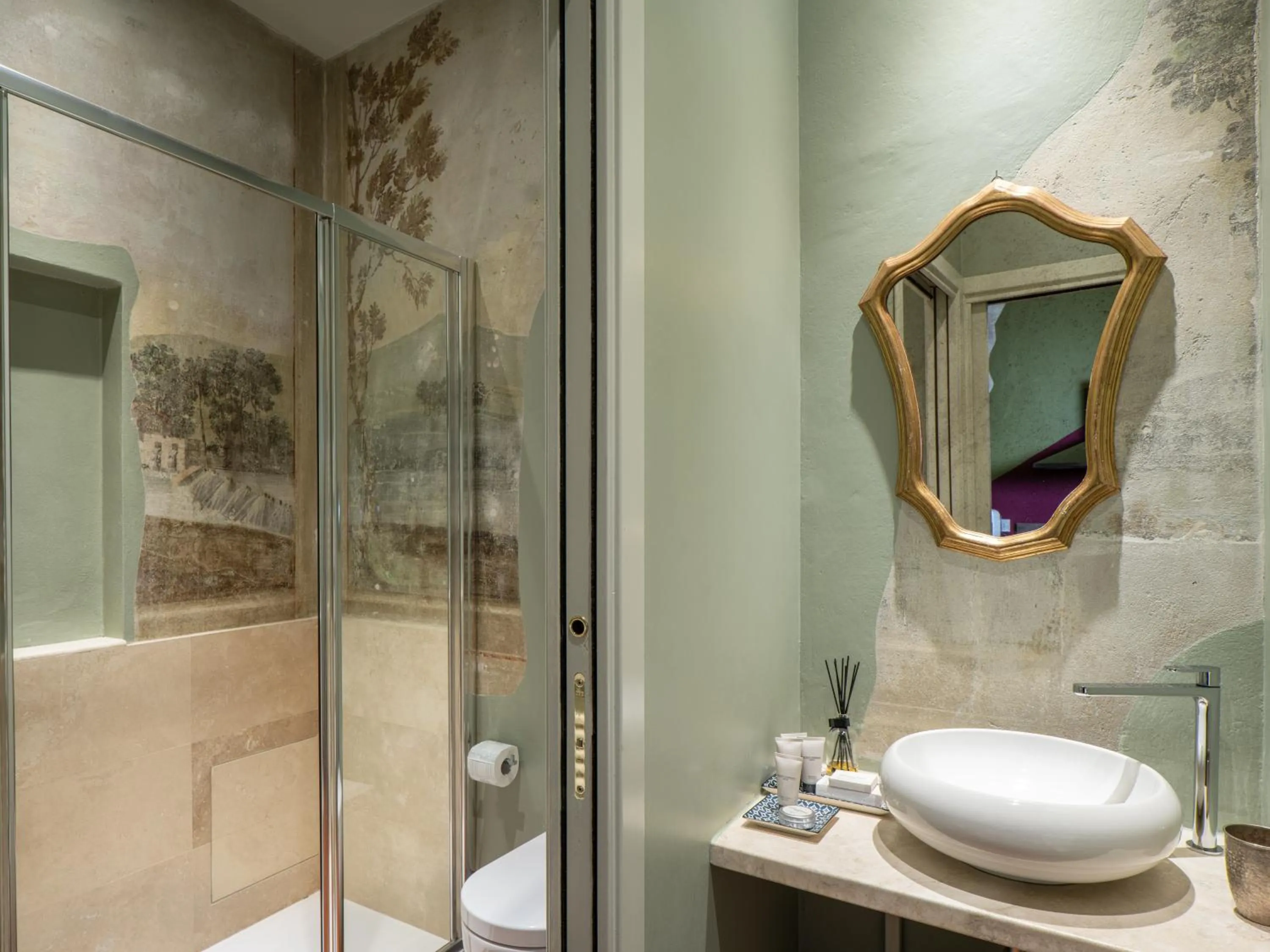 Bathroom in Canto degli Scali