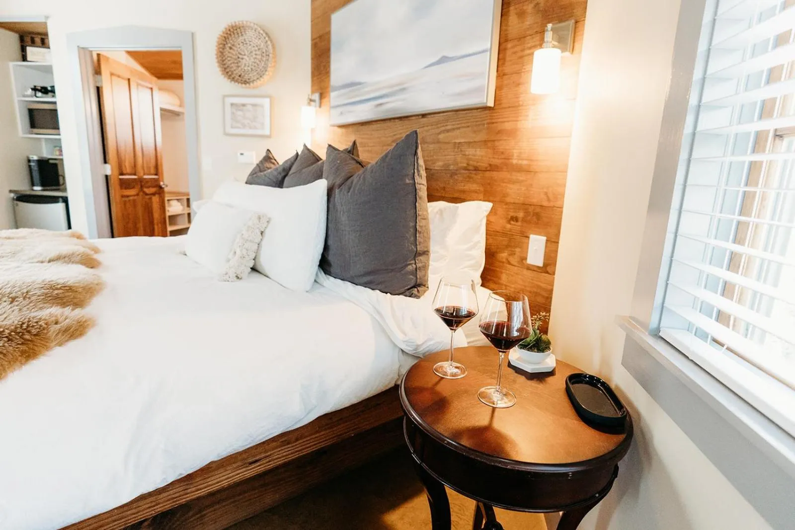 Bedroom, Bed in Hill Country Herb Garden