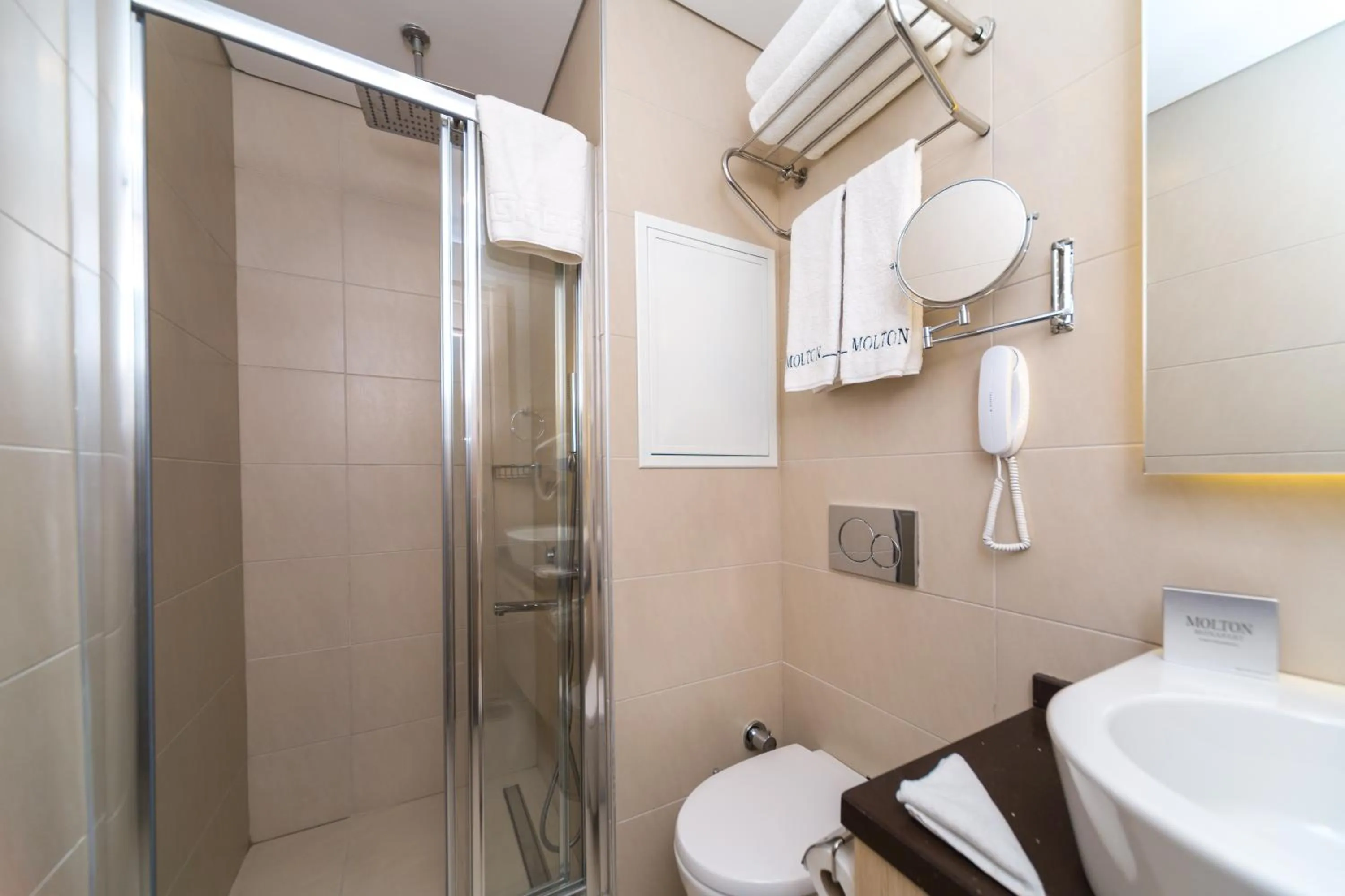 Bathroom in Molton Monapart Mecidiyekoy