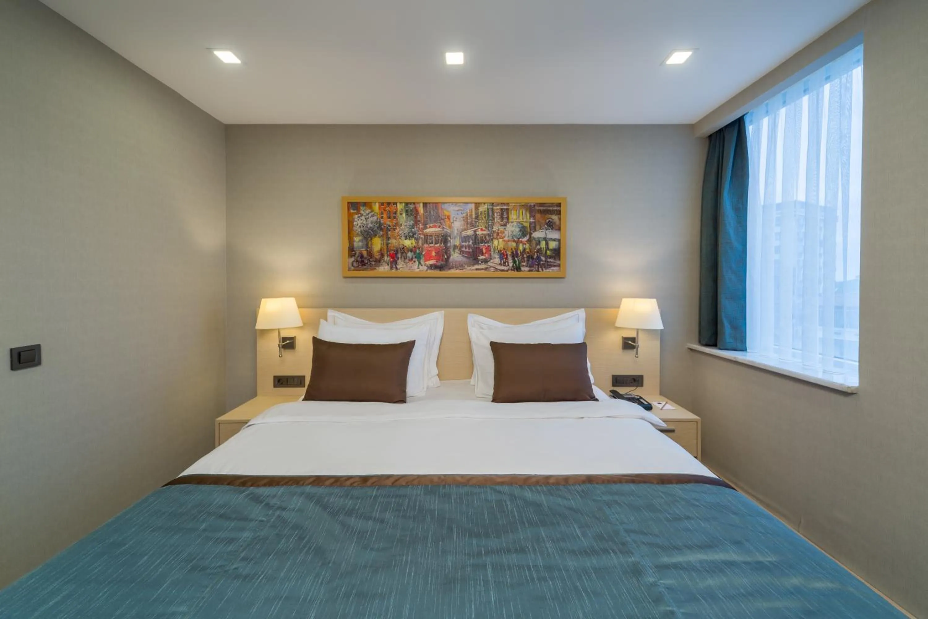 Photo of the whole room, Bed in Molton Monapart Mecidiyekoy