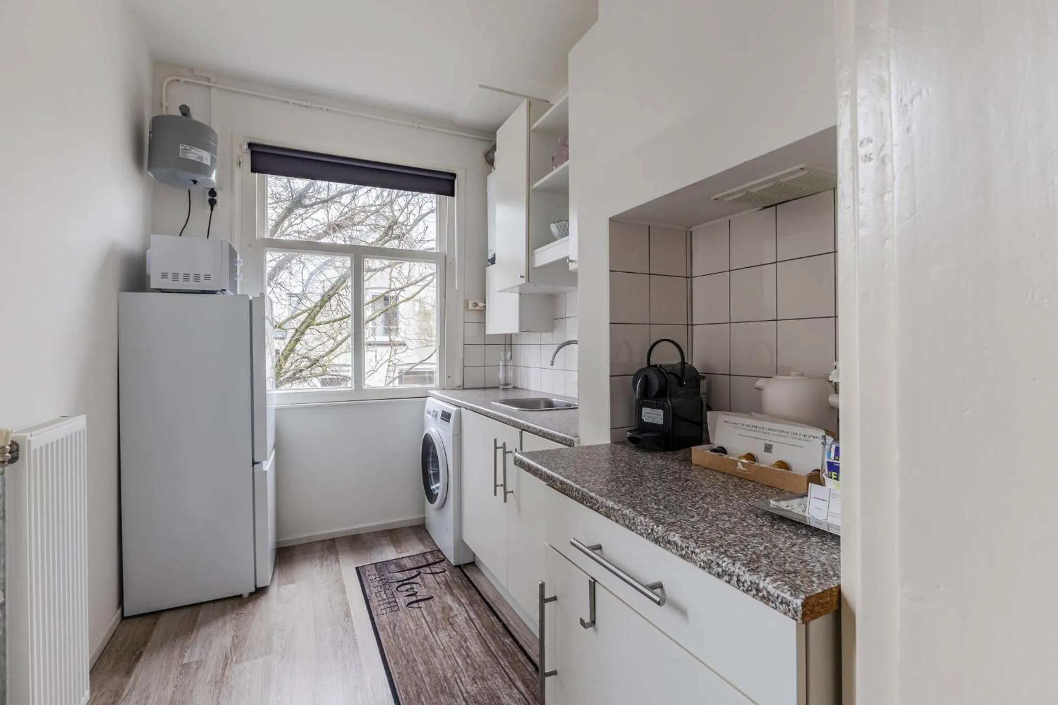 Kitchen or kitchenette in Albert Cuyp Studio
