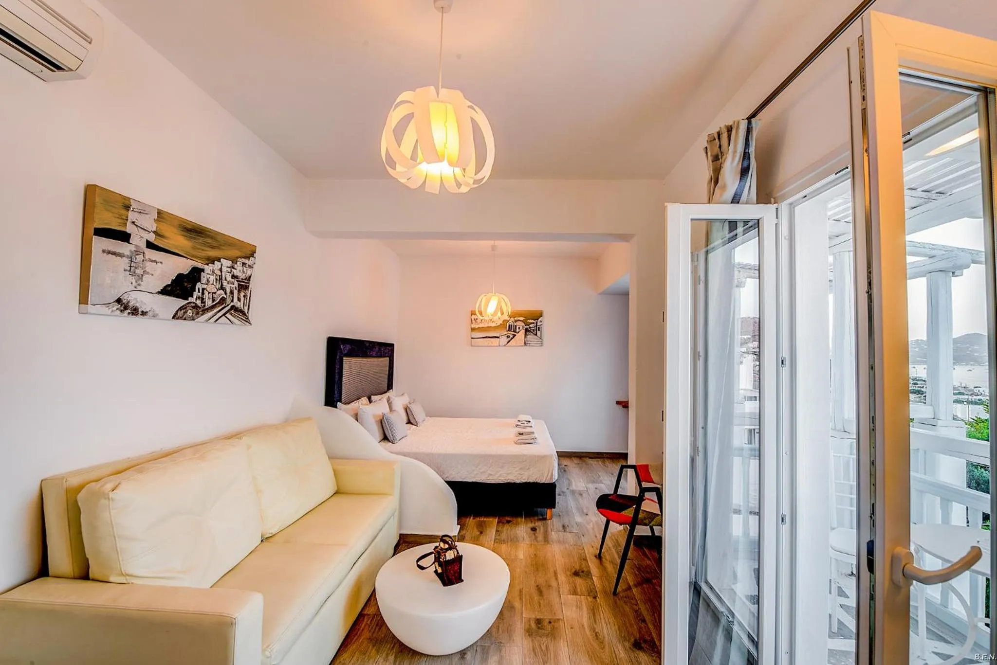 Photo of the whole room in Anamar Blu