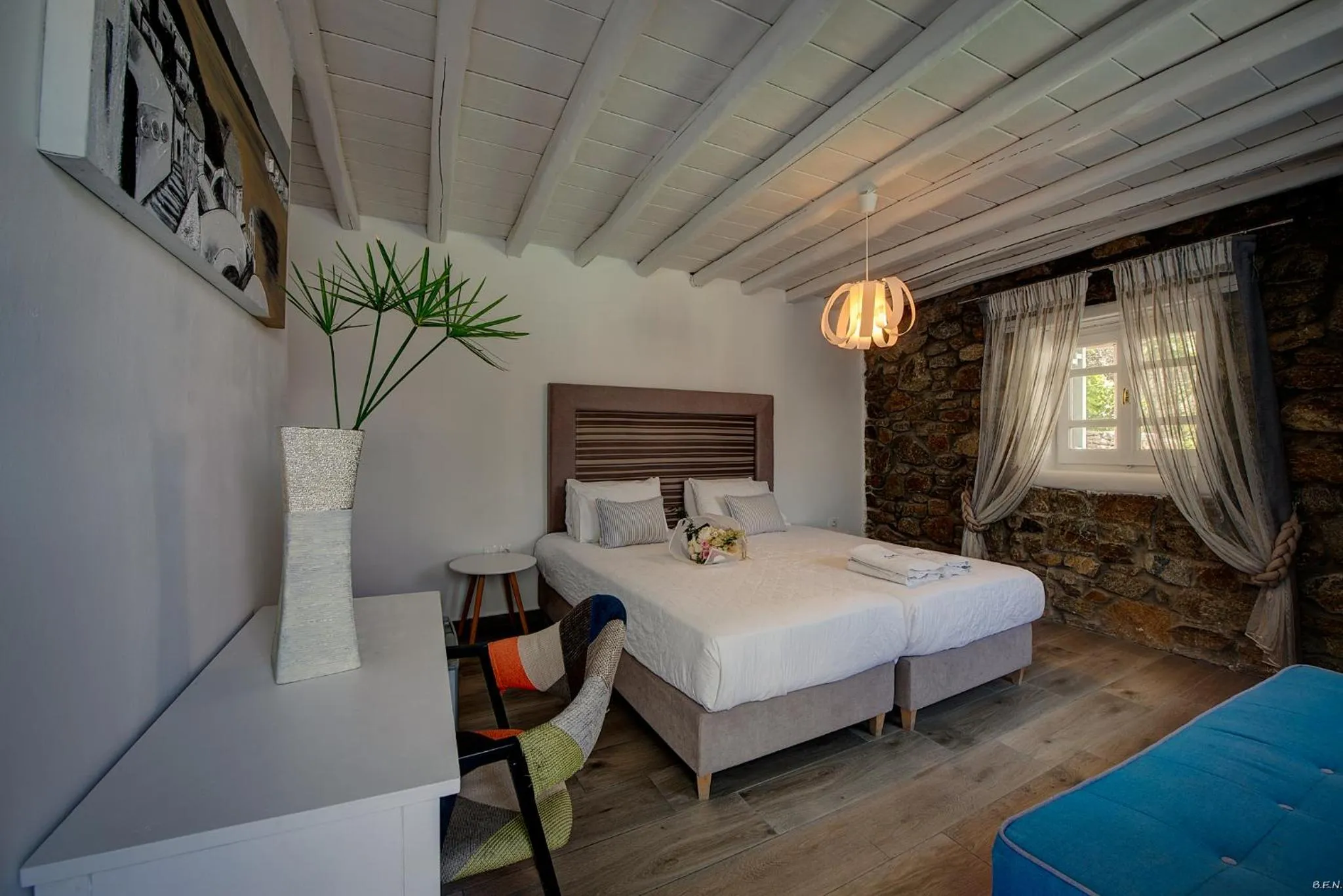 Photo of the whole room in Anamar Blu