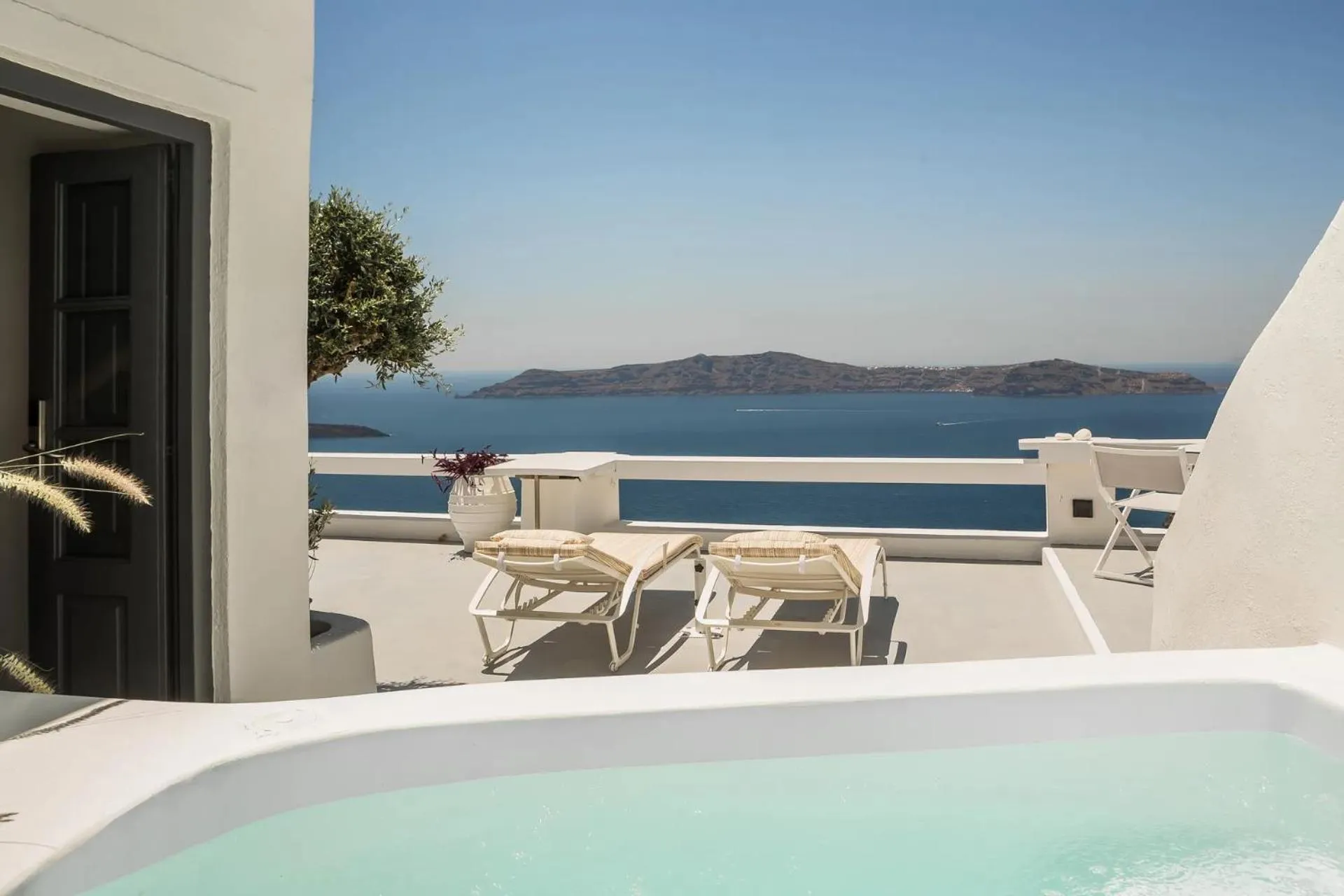 Sun Rocks Luxury suites