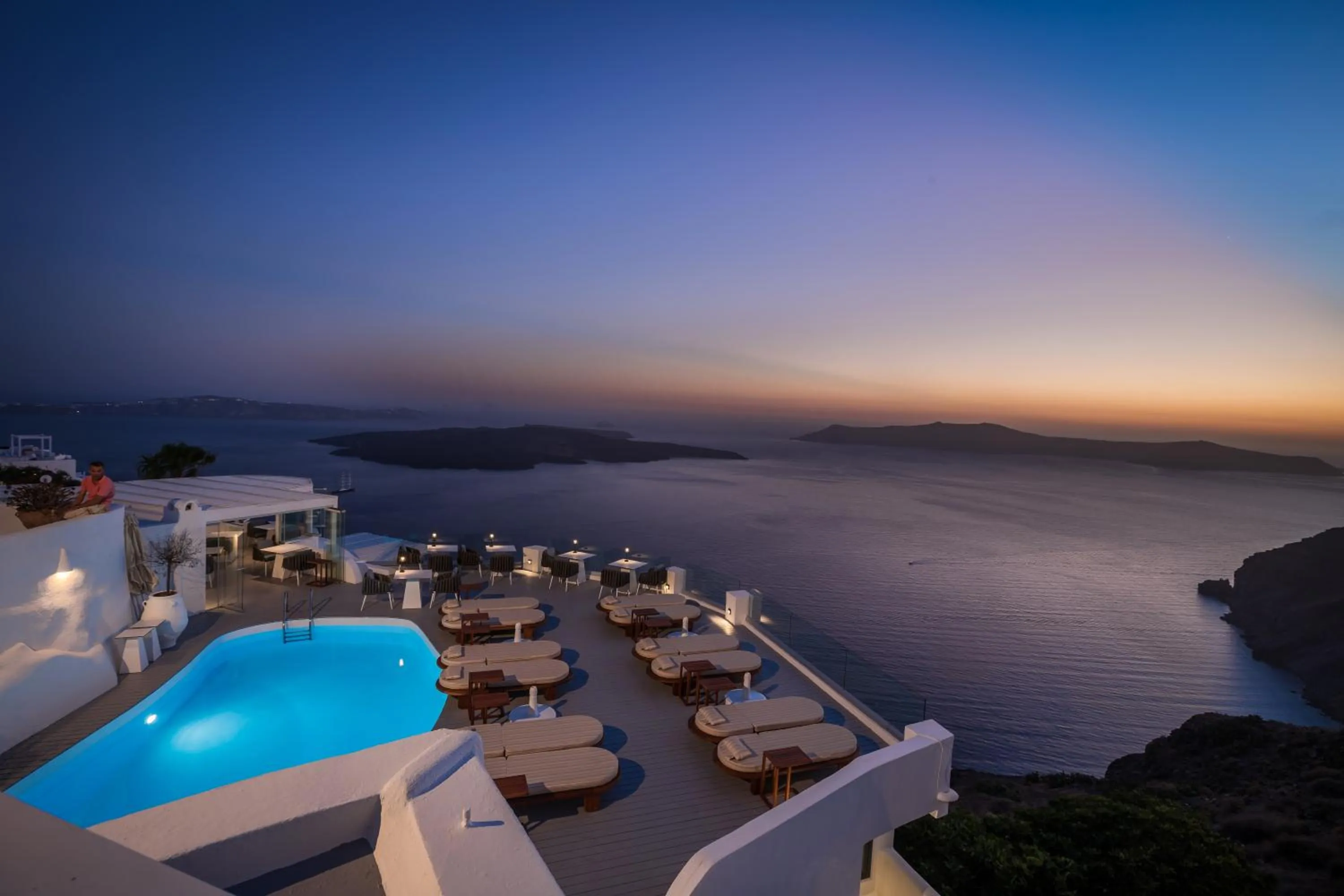 Pool view in Sun Rocks Luxury suites