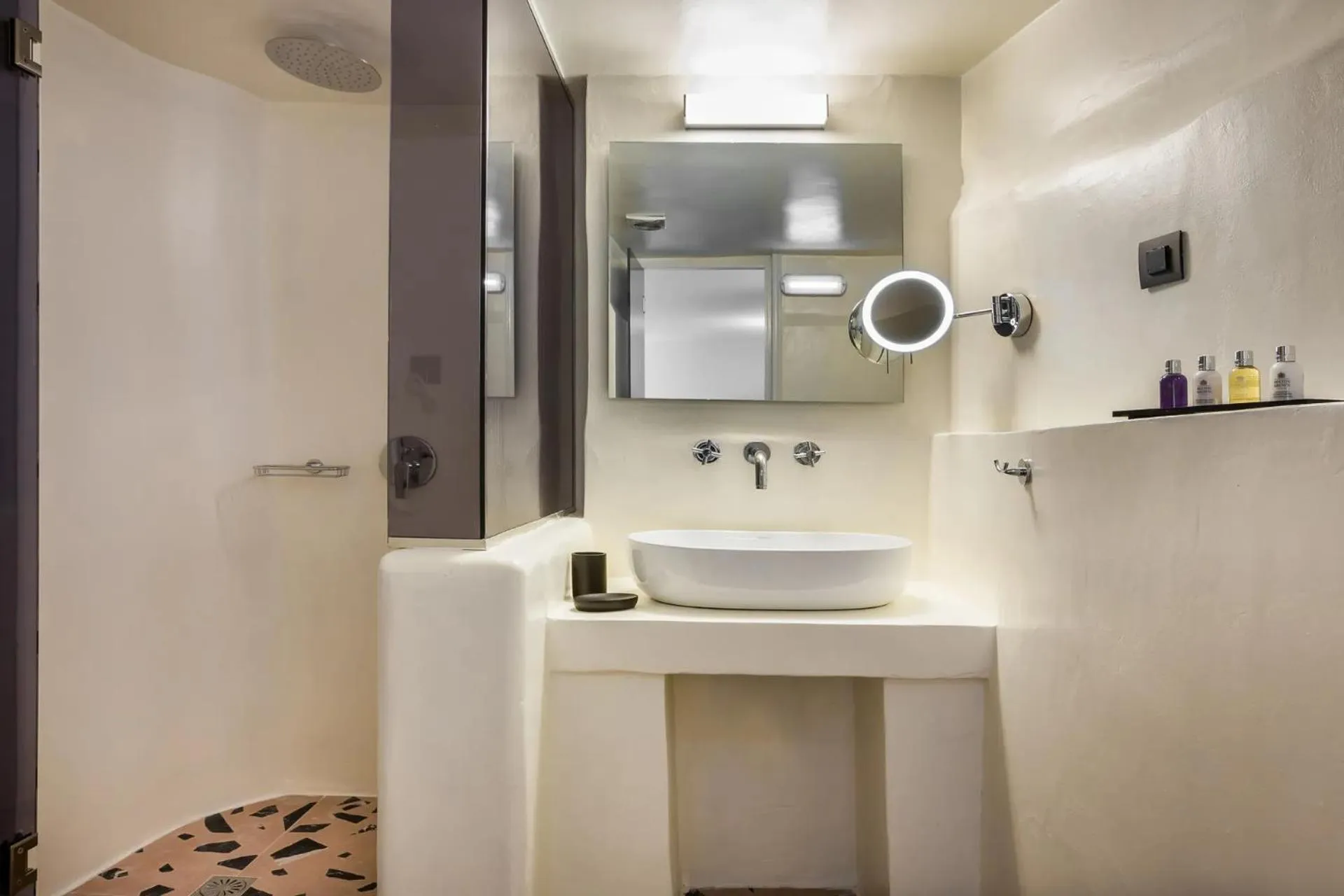 Sun Rocks Luxury suites