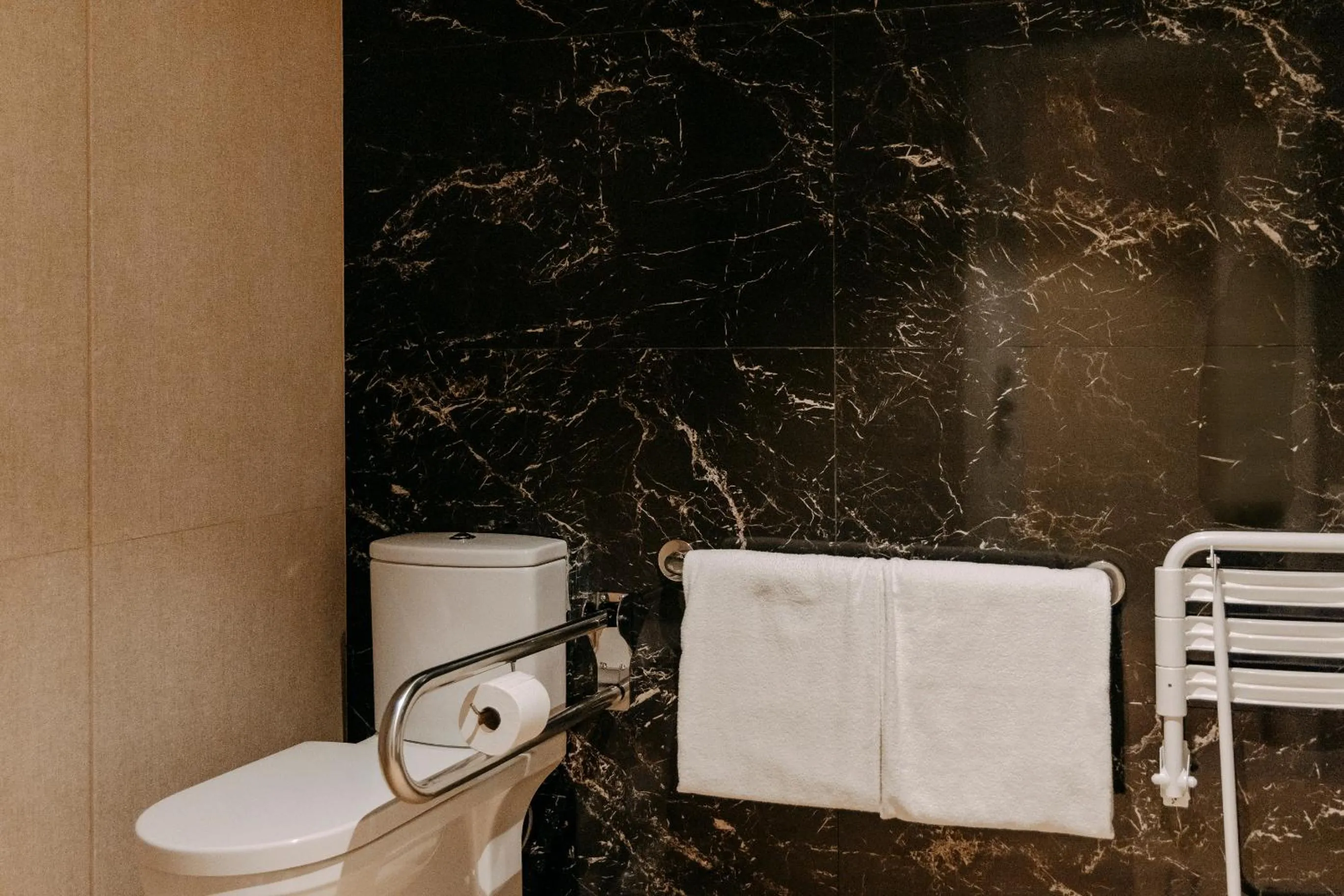 Bathroom in Hotel Pax Atocha