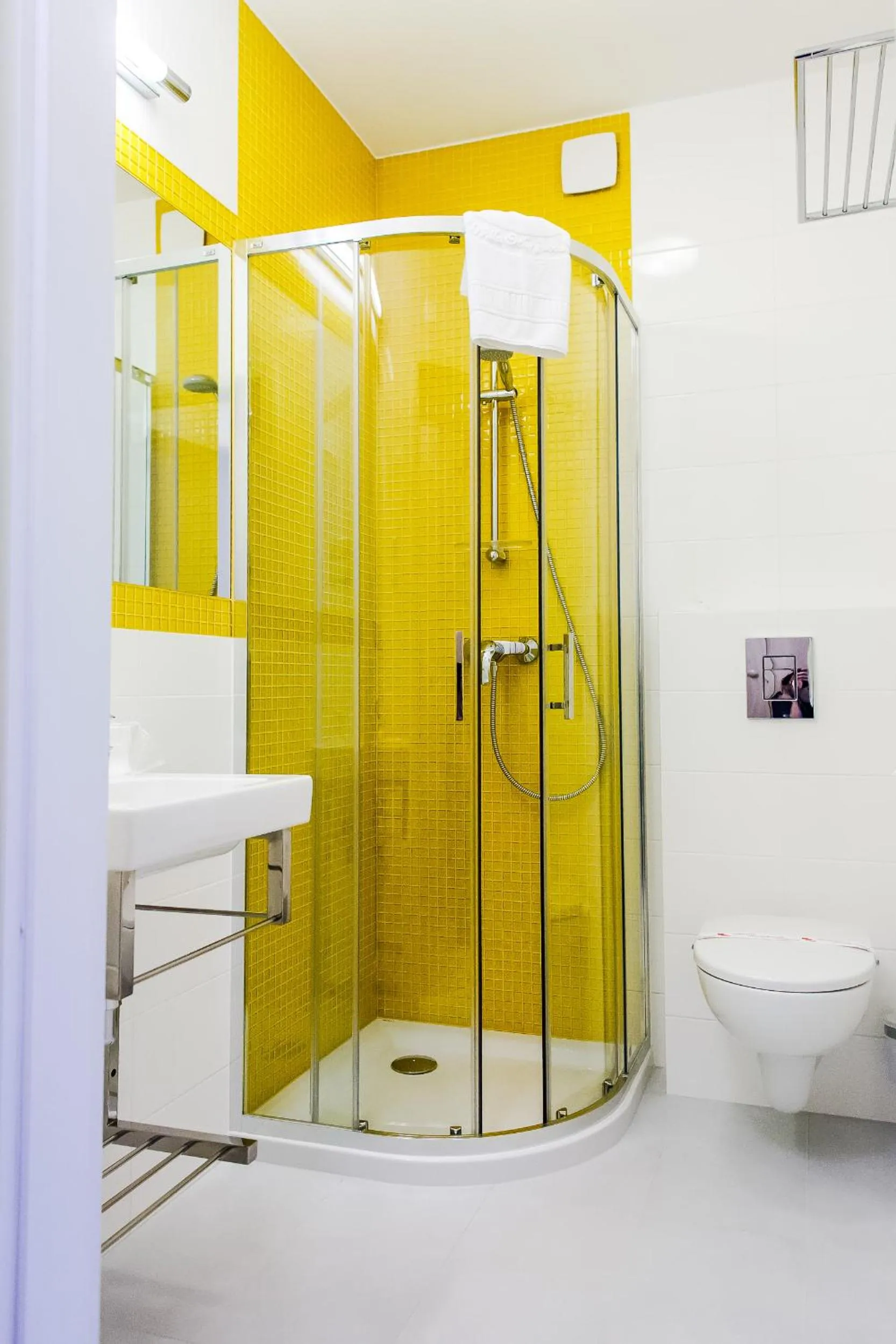 Photo of the whole room in Hotel Willa Odkrywców