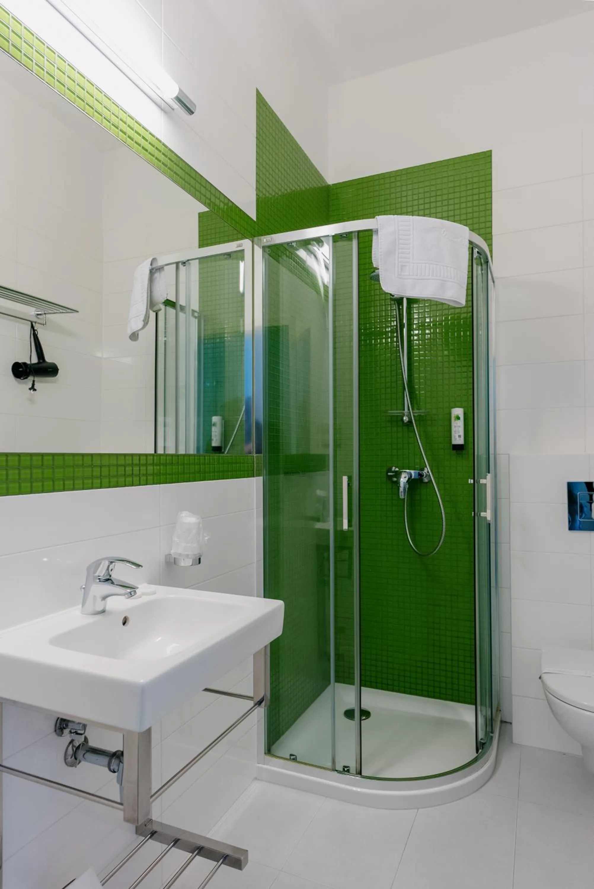 Shower in Hotel Willa Odkrywców