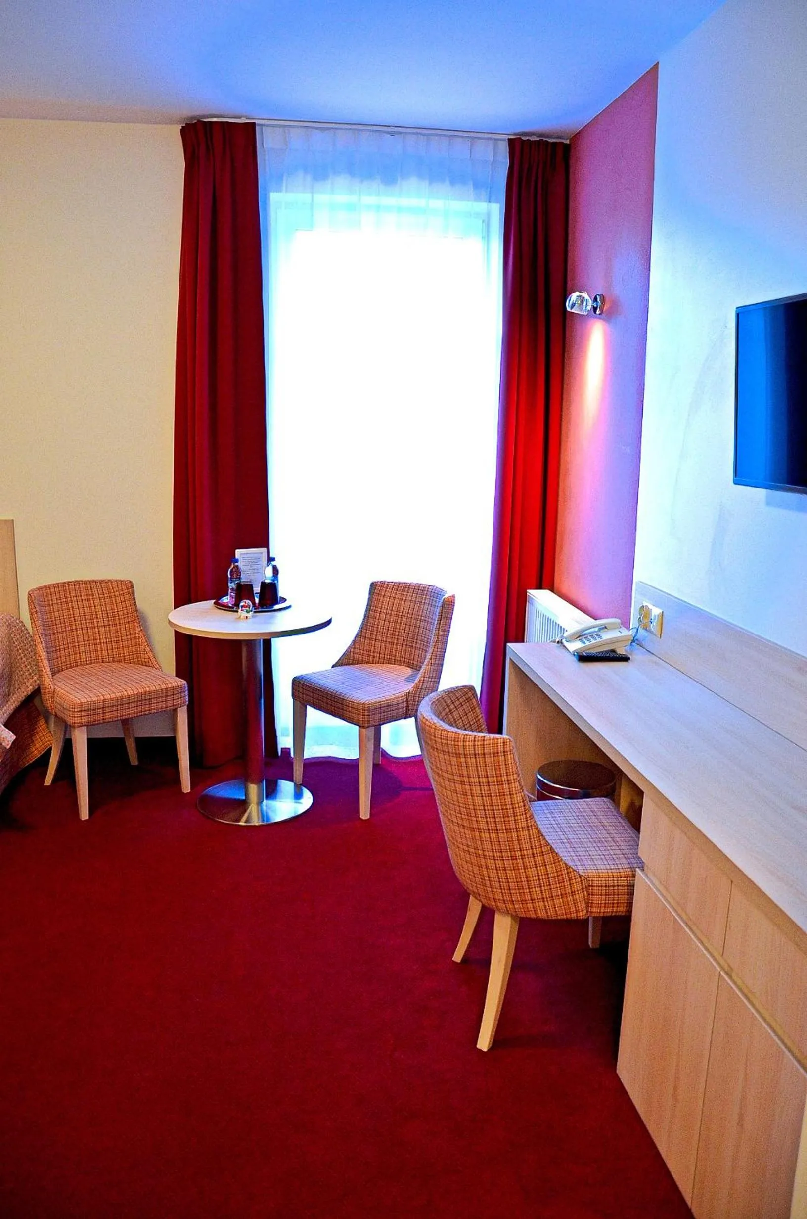 Photo of the whole room in Hotel Willa Odkrywców
