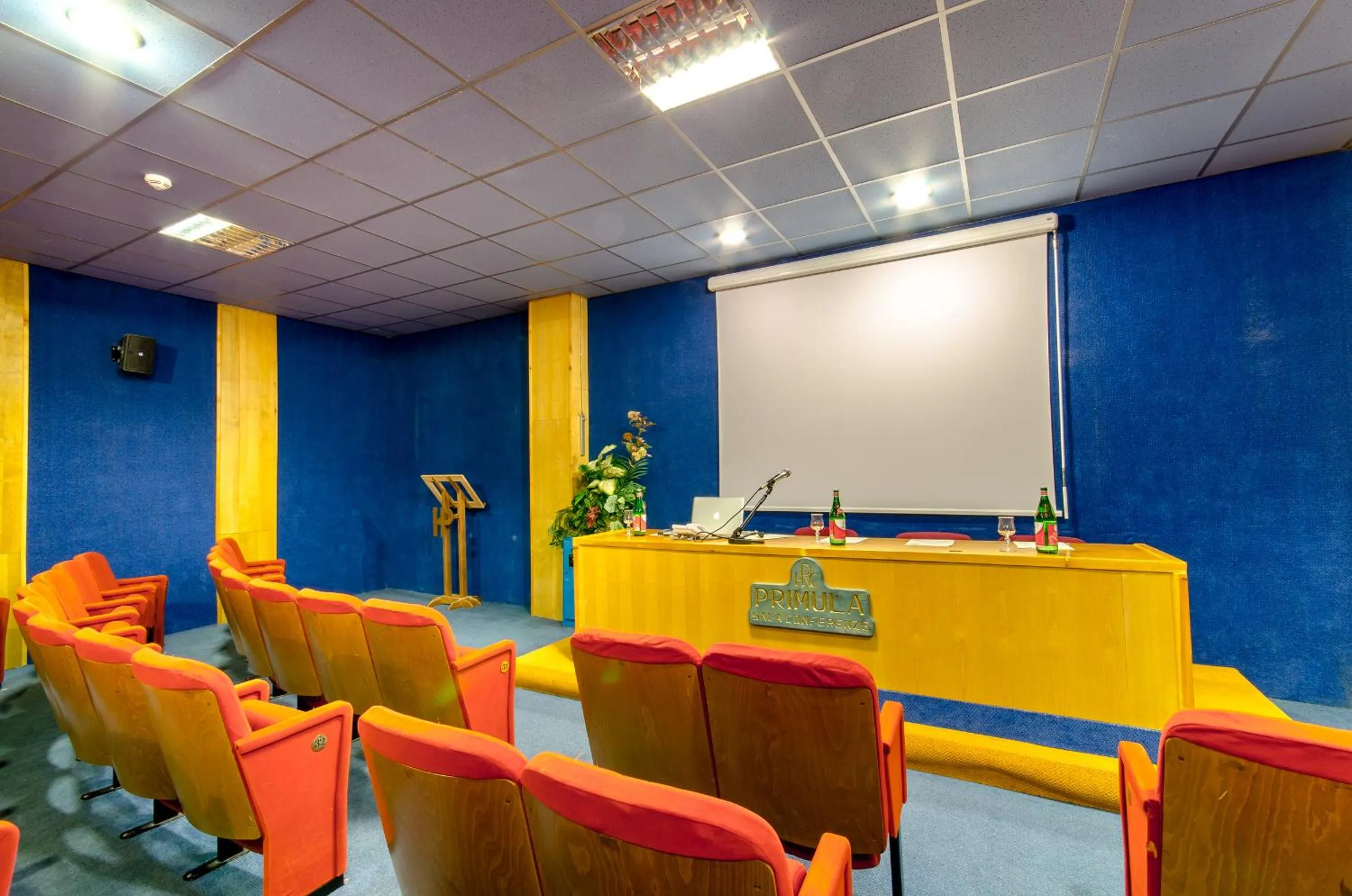 Business facilities in Hotel Residence Club Primula