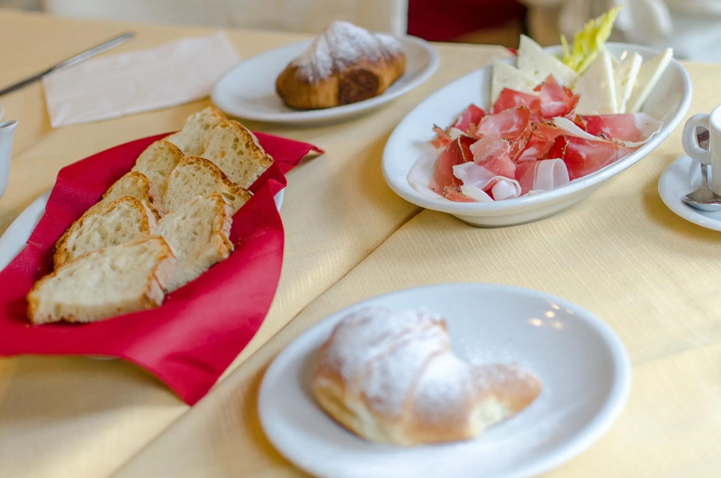 Restaurant/places to eat in Hotel Residence Club Primula