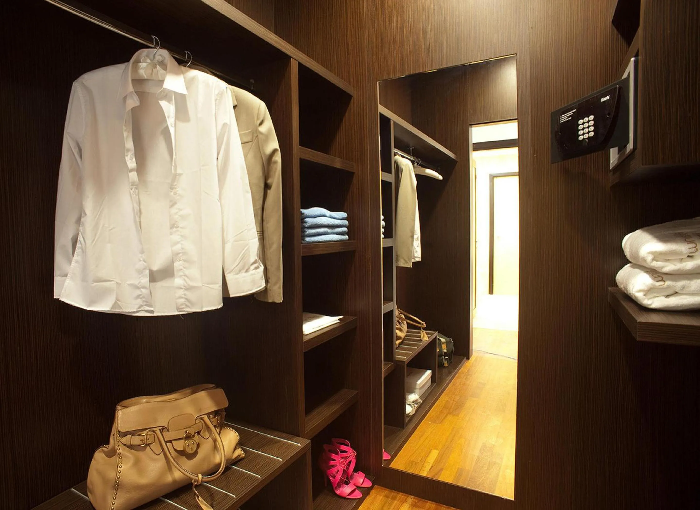 Photo of the whole room in Elysium Resort & Spa