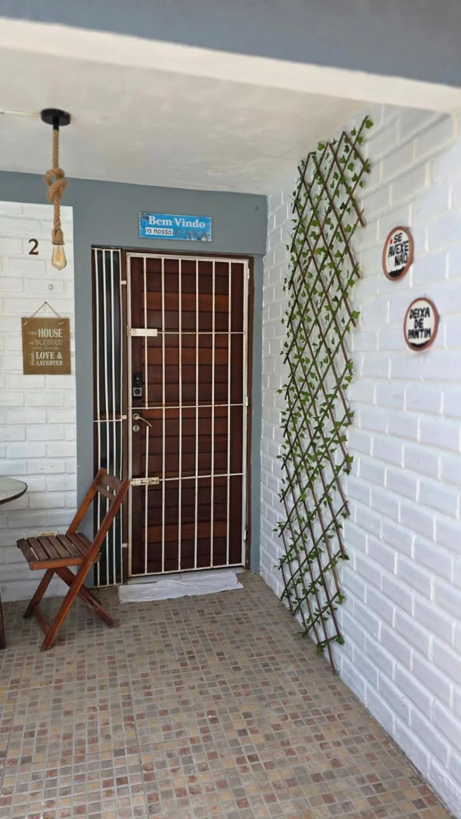 Casa com Piscina a 40 metros do Mar by La Playa