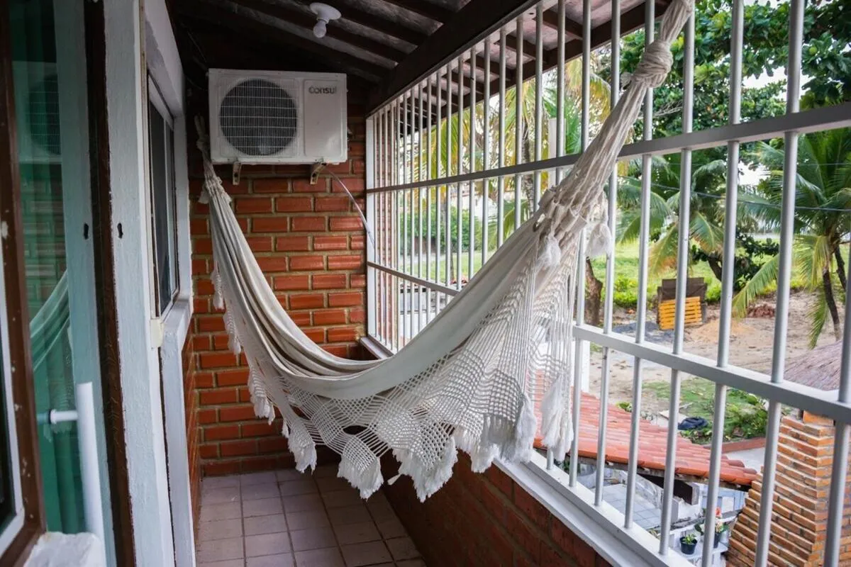 Casa com Piscina a 40 metros do Mar by La Playa