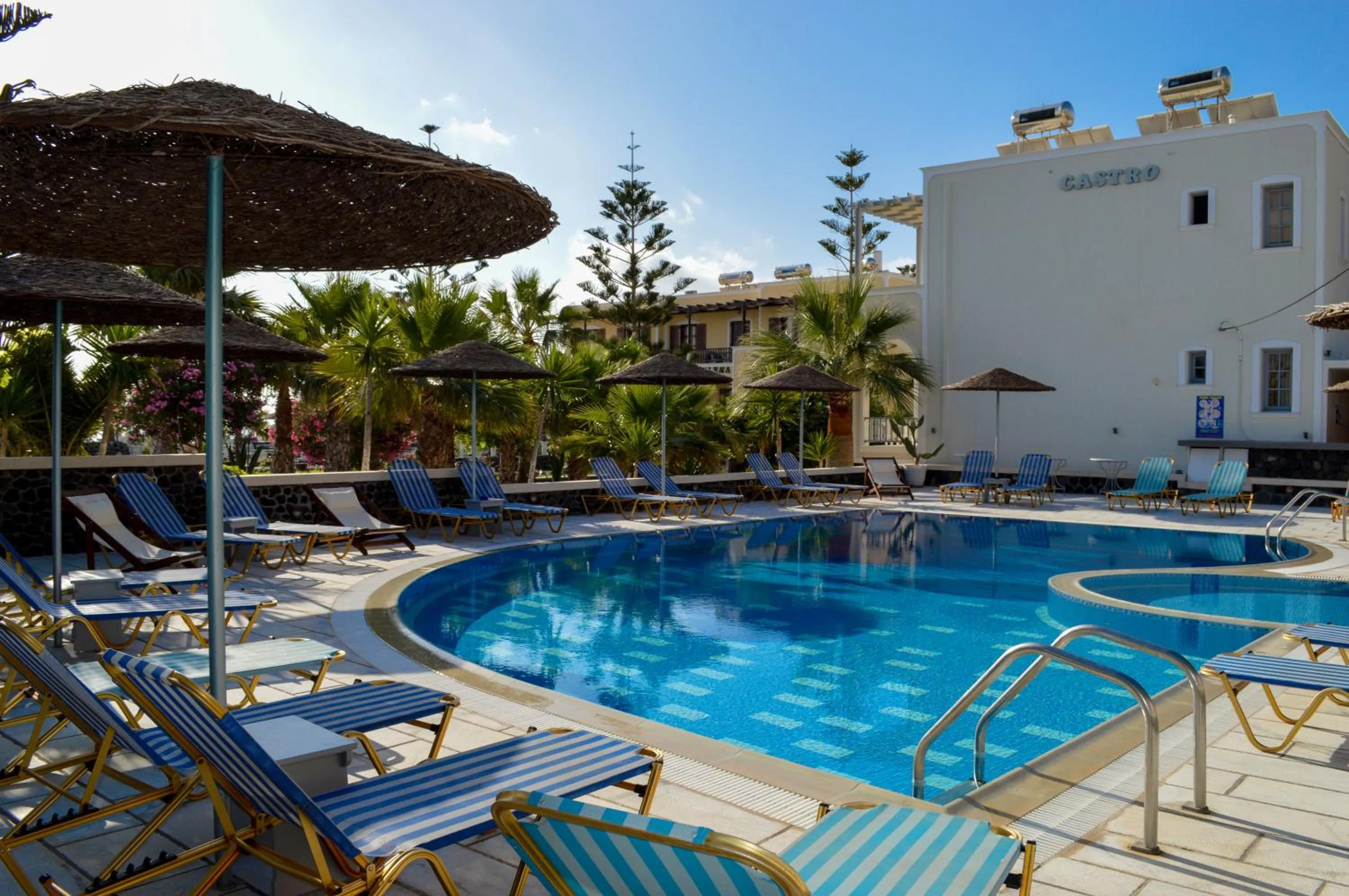 Property building in Castro Hotel