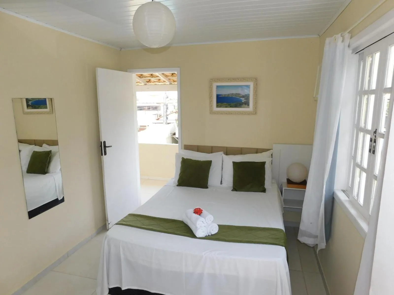 Photo of the whole room, Bed in Pousada Luzes de Geribá