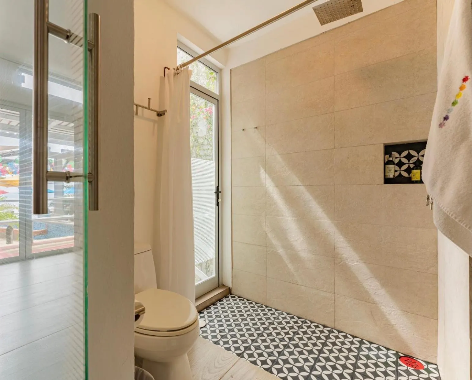 Shower in Villa Aikia (Adults Suites A/C)