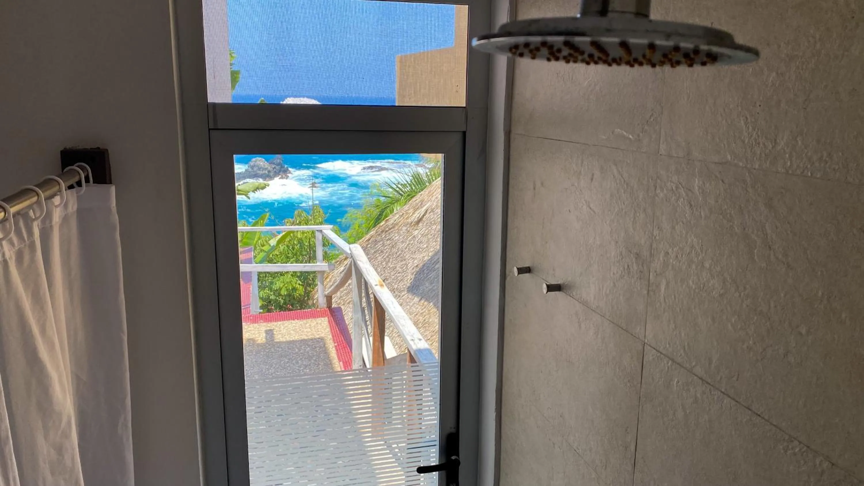 Shower in Villa Aikia (Adults Suites A/C)