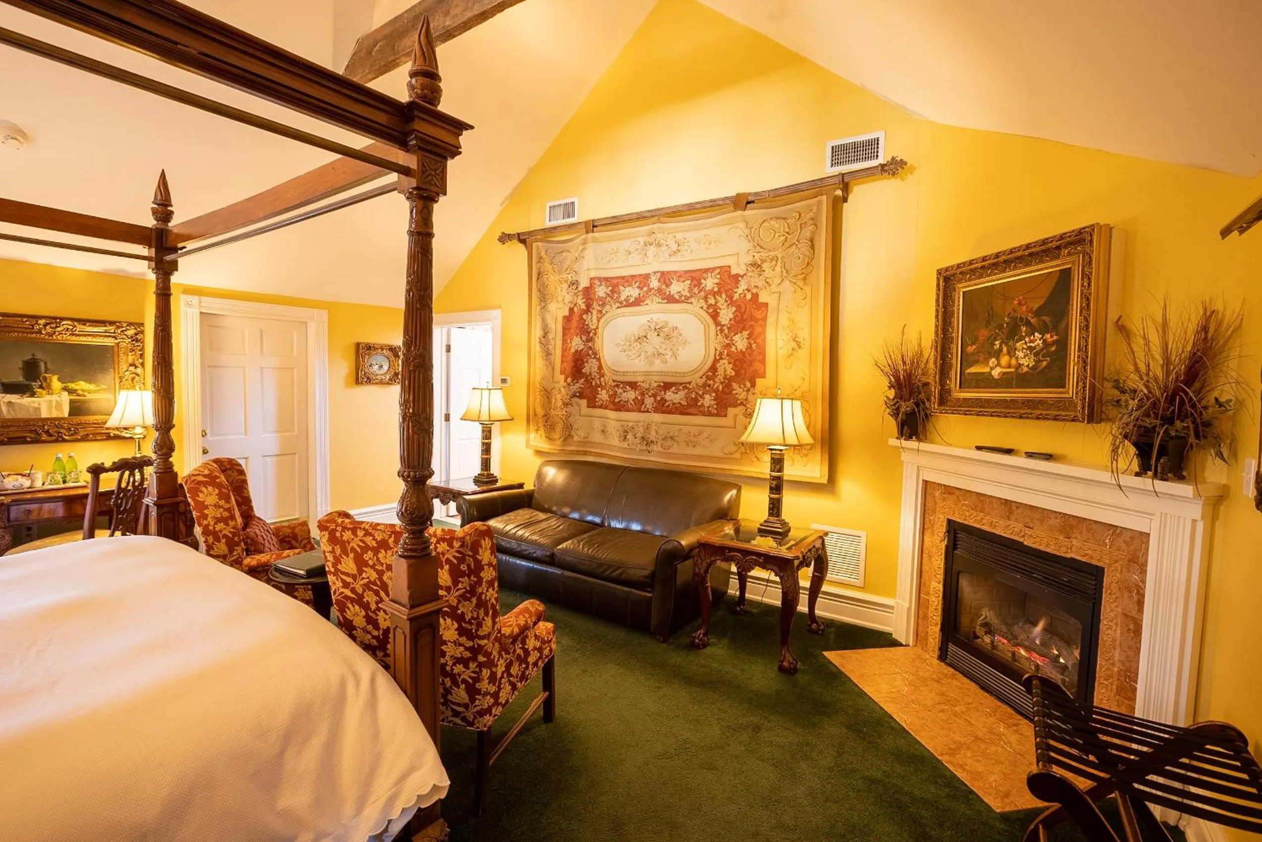 Photo of the whole room, Bed in Antrim 1844