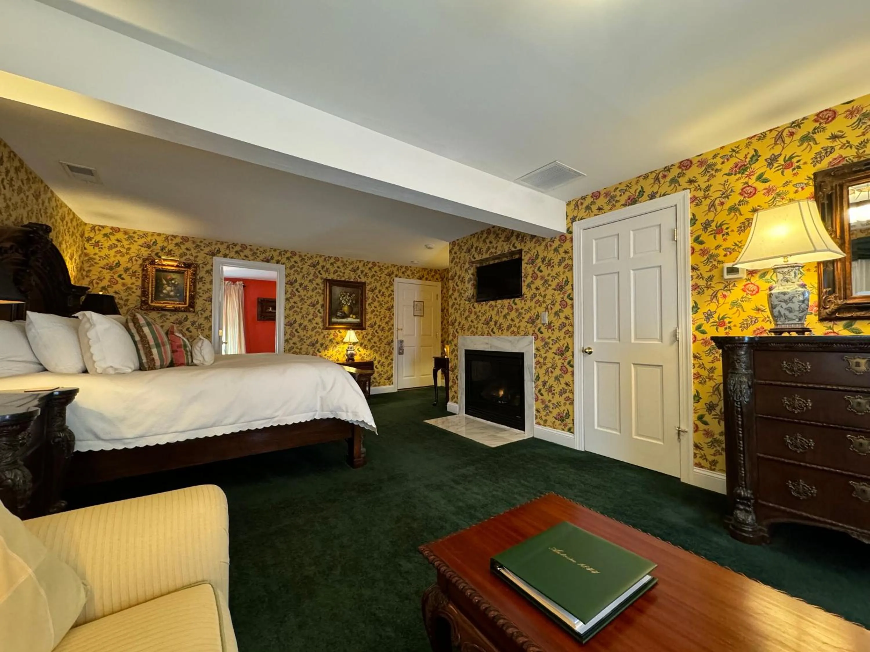 Bedroom, Bed in Antrim 1844