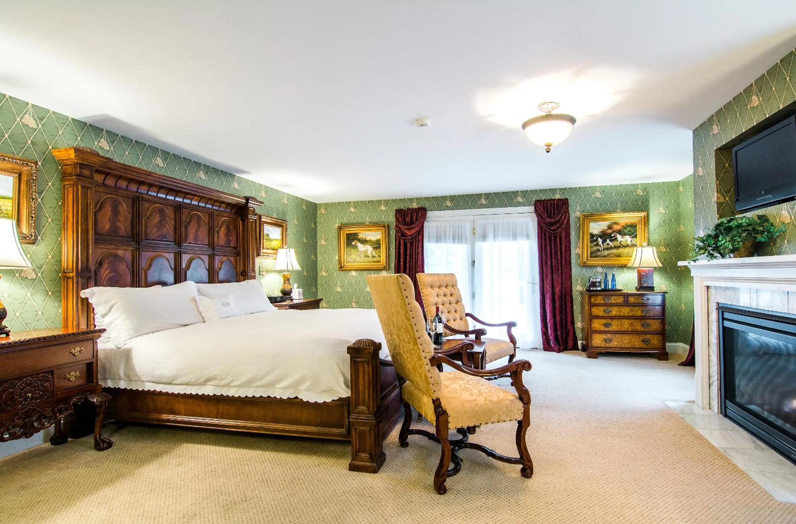 Photo of the whole room, Bed in Antrim 1844