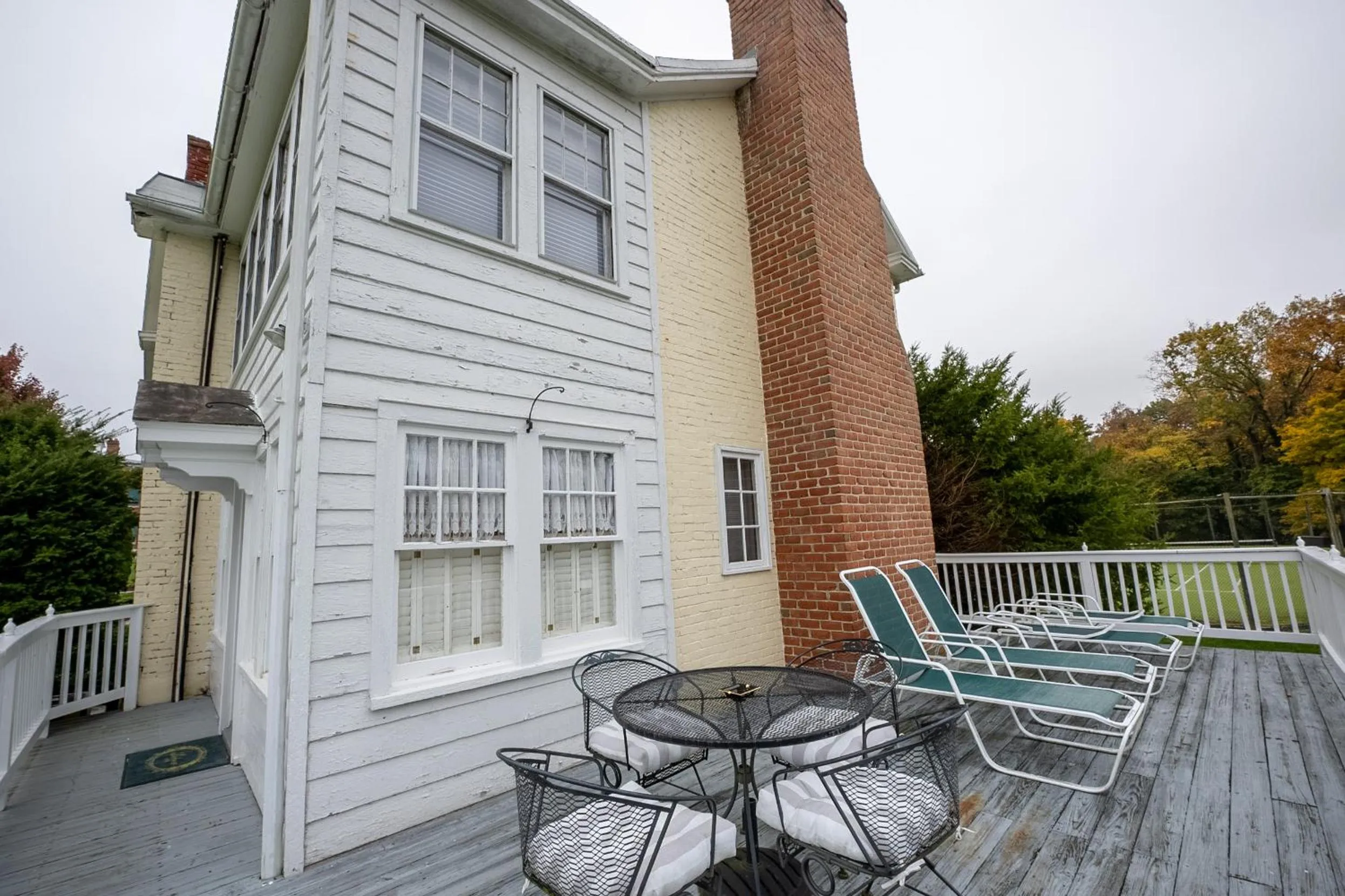 Balcony/Terrace in Antrim 1844