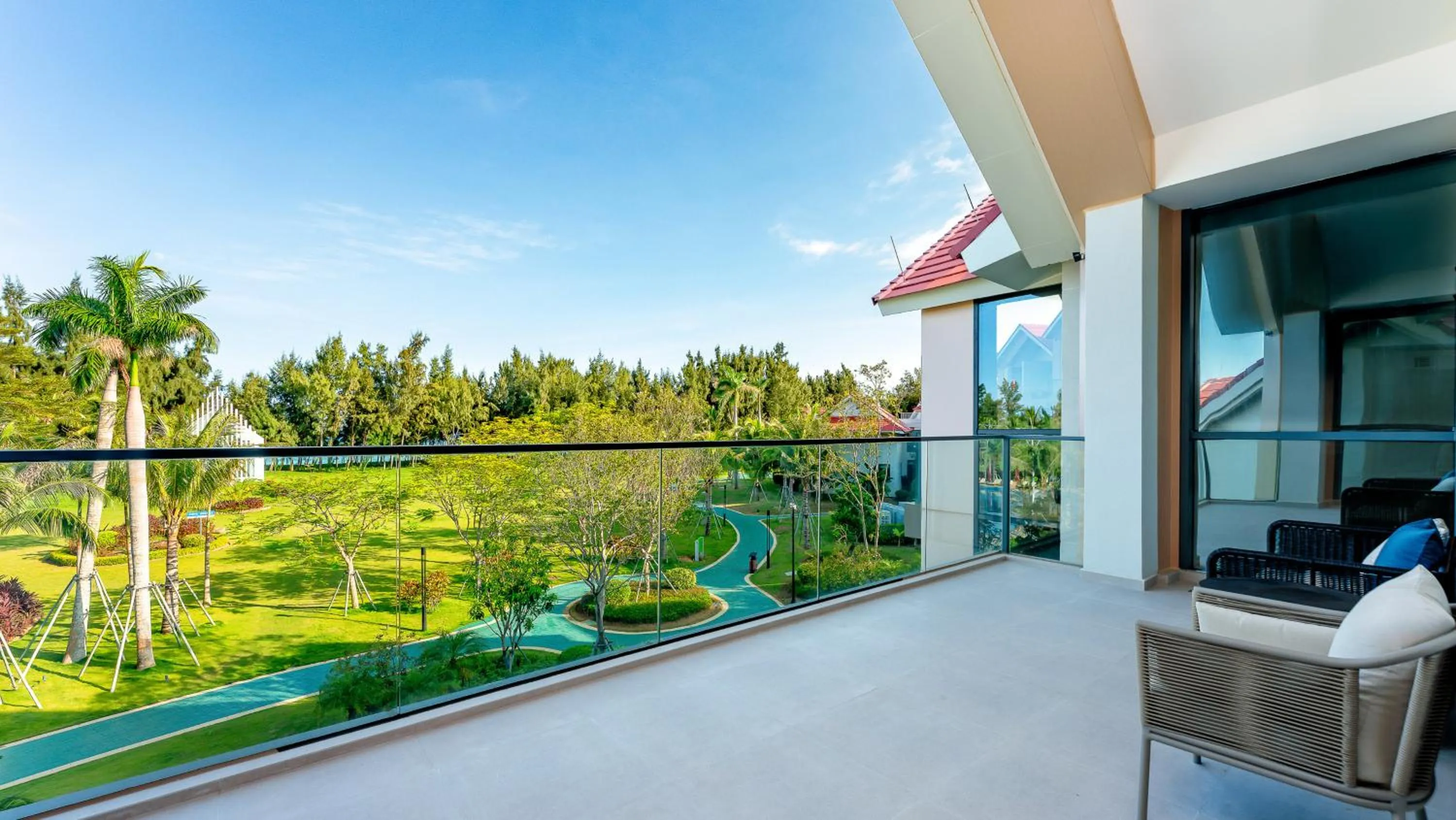 Photo of the whole room in Holiday Inn Hainan Xiangshui Bay by IHG